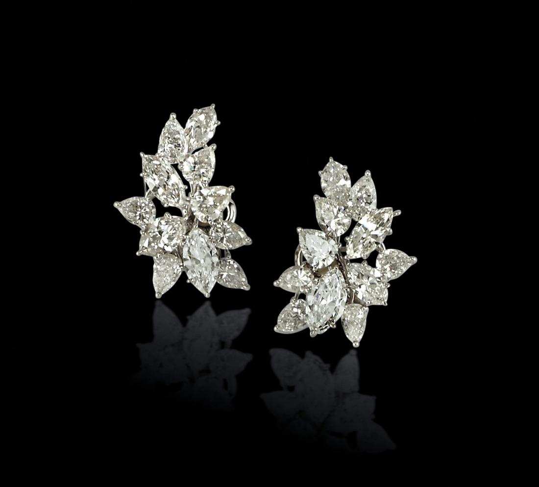 IMPORTANT PAIR OF DIAMOND EAR CLIPS (1 of 2)