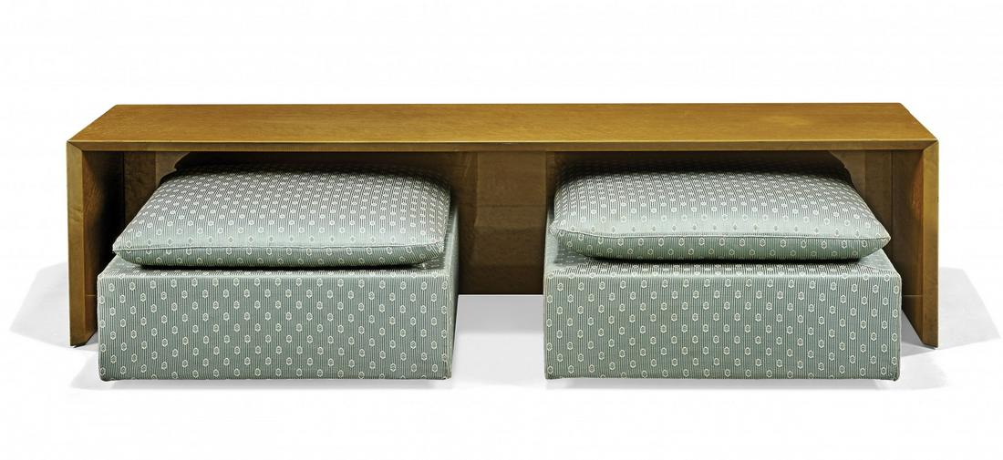 SAPORITI ITALIA Mobile da appoggio e due pouf  Anni '70 (1 of 1)