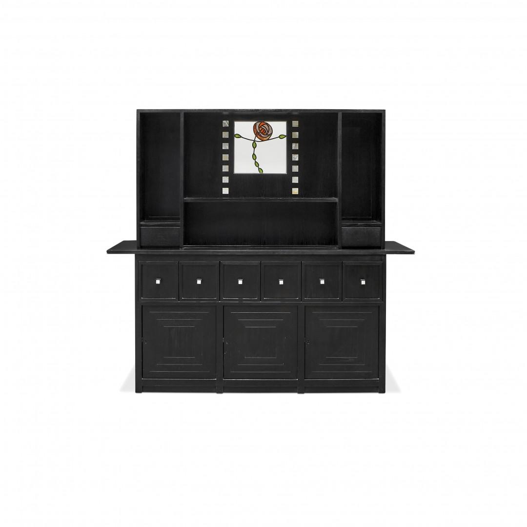 CHARLES RENNIE MACKINTOSH 1868-1928 Credenza D.S.5,: Legno ebanizzato, madreperla, vetro Lievi difetti 154 x 163 x 57 cm - Ebonized wood, mother-of-pearl, glass Minor defects 60.63 x 64.17 x 22.44 in. TAGS - Design Mobili furniture Contenitori container