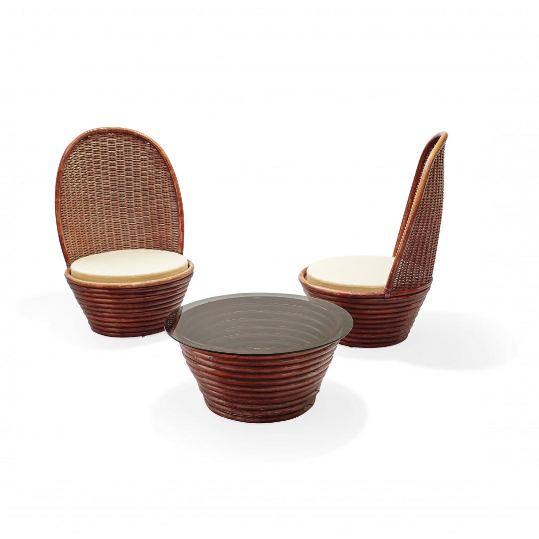 DUE POLTRONE E UN TAVOLINO  ITALIA ANNI '80  - TWO LOUNGE CHAIRS AND A COFFEE TABLE  ITALY 1980S (1 of 1)