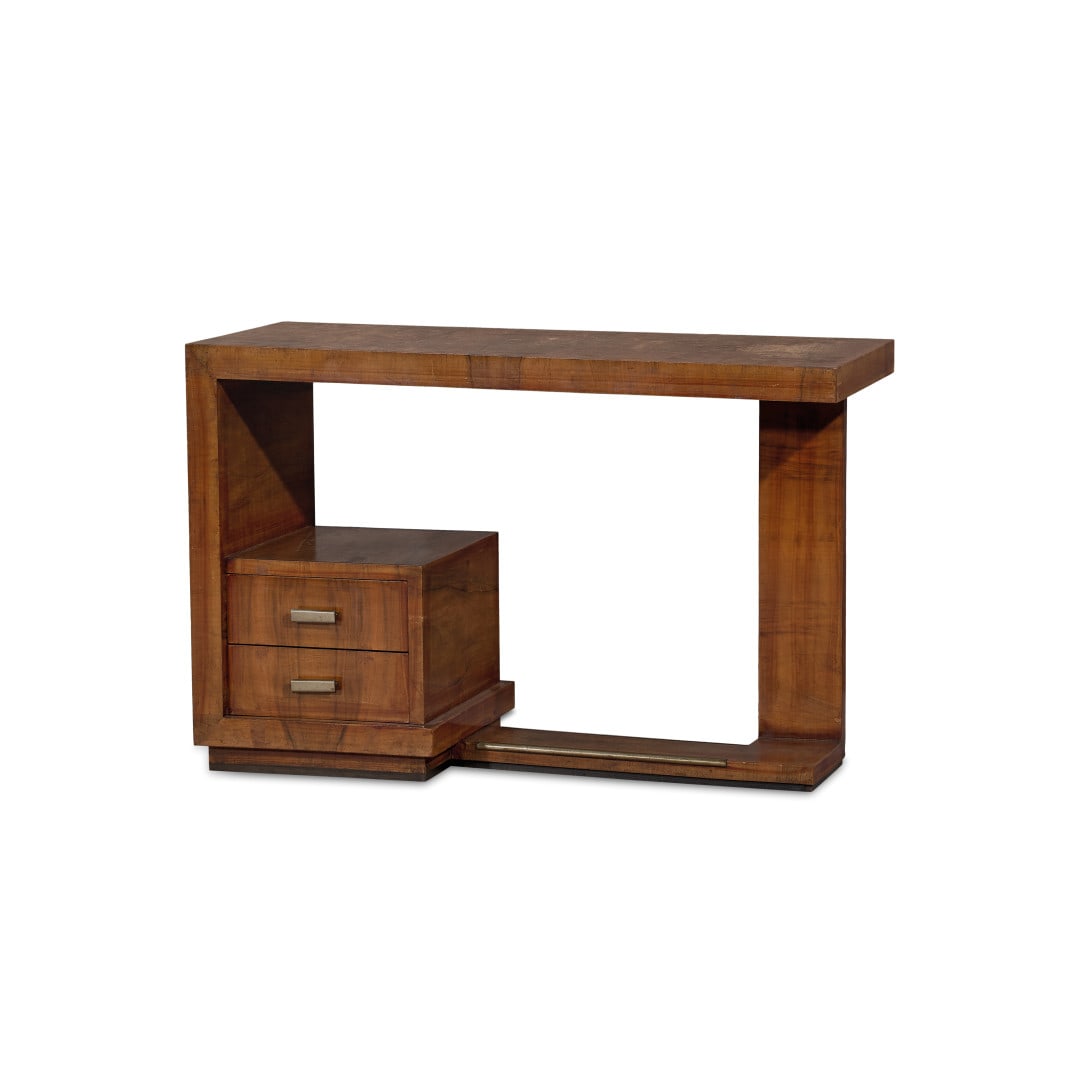 GAETANO BORSANI 1886-1955 Scrivania per Atelier Borsani Varedo anni '30 - GAETANO BORSANI: Legno, metallo. Marchio originale. Difetti. 70,00 x 106,00 x 43,00 cm - Wood, metal. Original mark. Defects. 27.56 x 41.73 x 16.93 in.