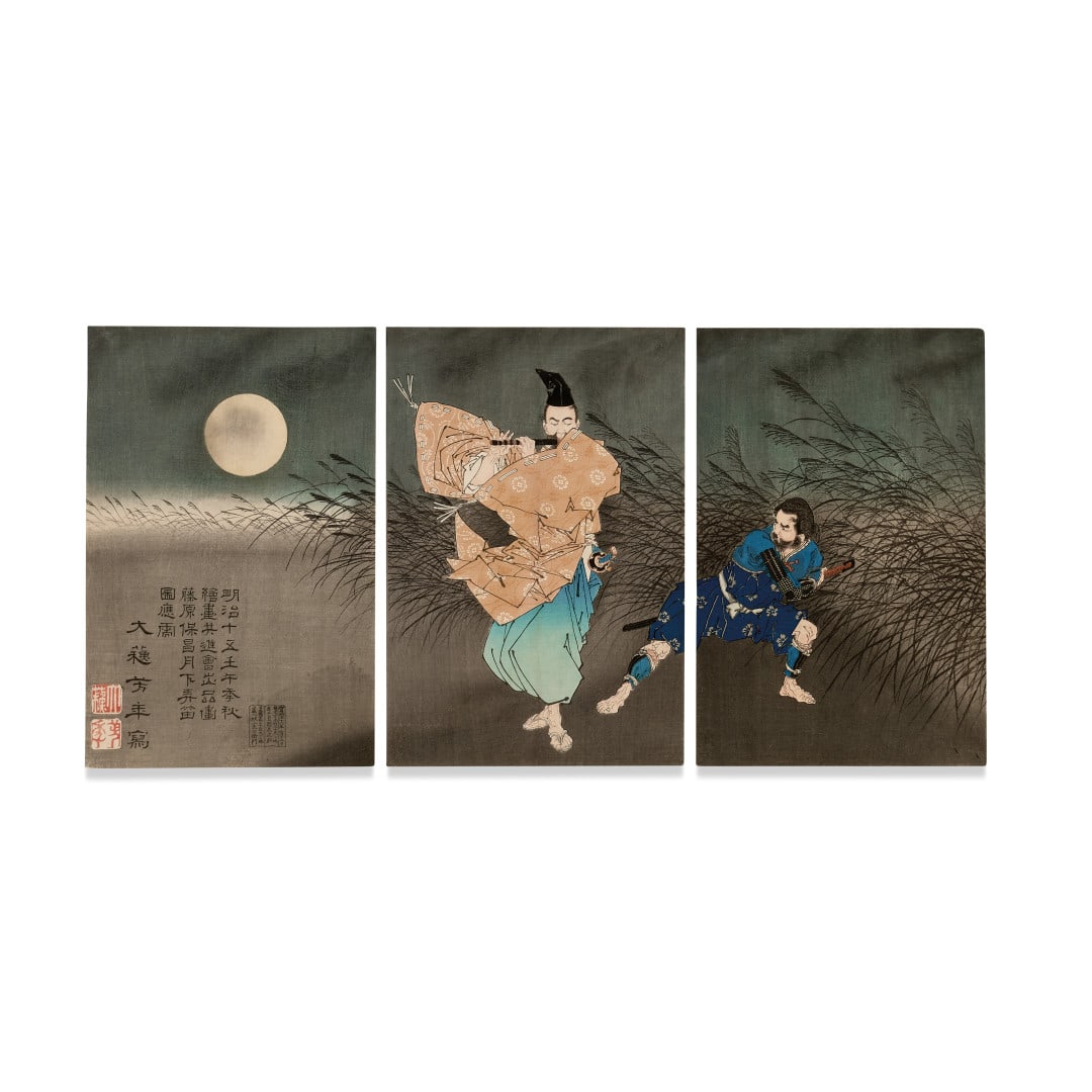 TSUKIOKA YOSHITOSHI 1839-1892 Fujiwara Yasumasa suona flauto alla luce della luna (Fujiwara: Trittico di xilografie policrome in formato grande (Oban), firmate ‘oju Taiso Yoshitoshi sha’ con due sigilli nell’angolo inferiore sinistro, sigillo ‘Suri Tsune’ dello stampatore, editore A