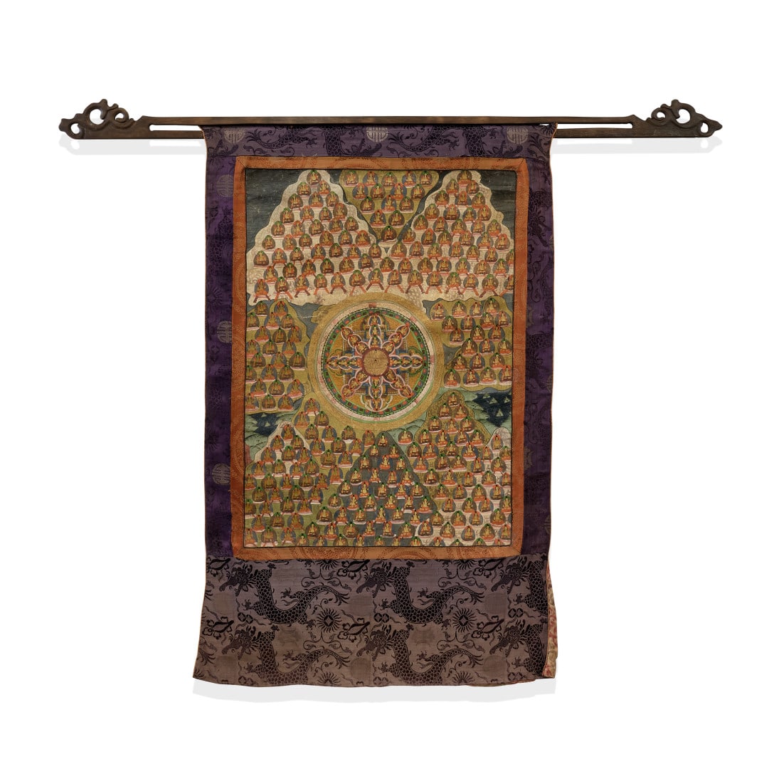 THANGKA Tibet, XX secolo - Thangka Tibet, 20th Century: Inchiostro e colori su tessuto. 117 x 74 cm - Ink and colors on fabric. 46.1 x 29.1 in.