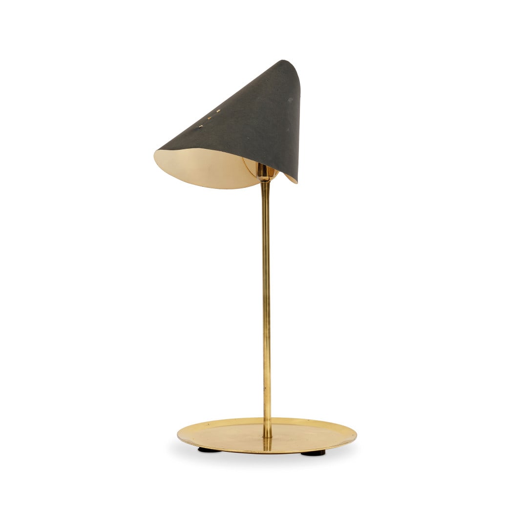 MAN RAY 1890-1976 Lampada da tavolo ‘Rue Férou’ per Sirrah 1972 - MAN RAY 1890-1976 ‘Rue: Ottone, carta. Lievi difetti. 66,00 x 30,00 x 30,00 cm - Brass, paper. Minor defects. 25.98 x 11.81 x 11.81 in.