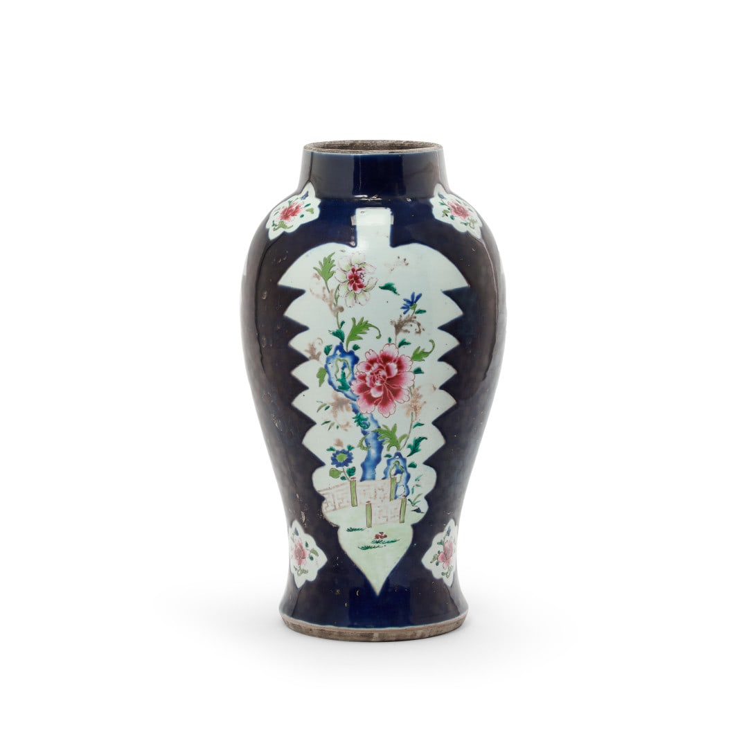 Baluster vase China, Qing dinasty, mid-18th Century (1 of 1)