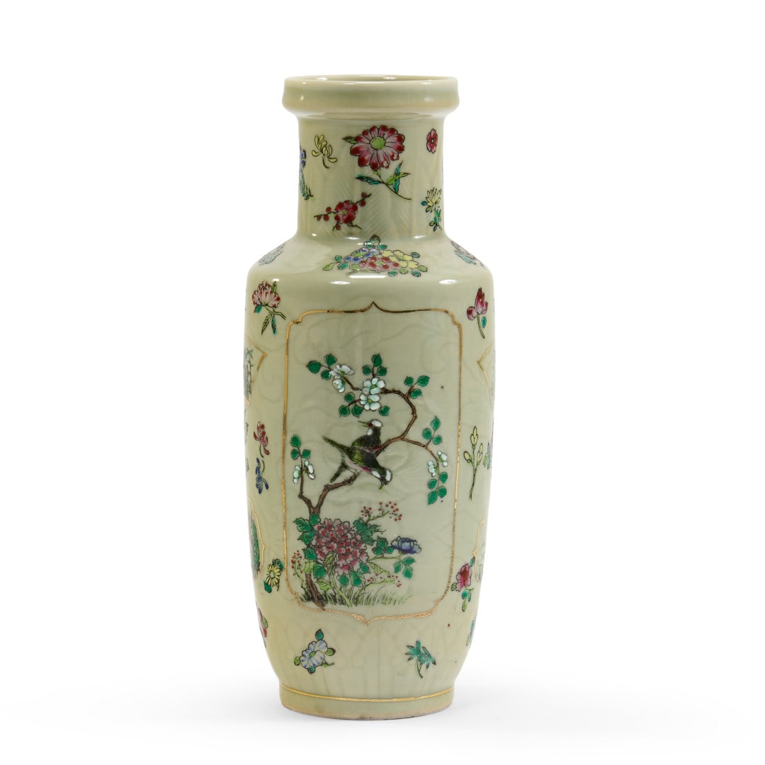 Vase China, 20th century (1 of 1)