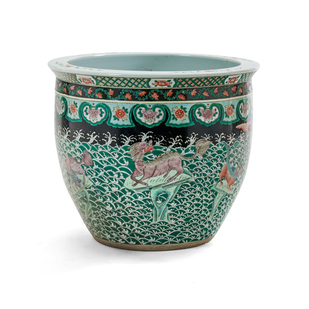 Large cachepot China, 20th century (1 of 2)