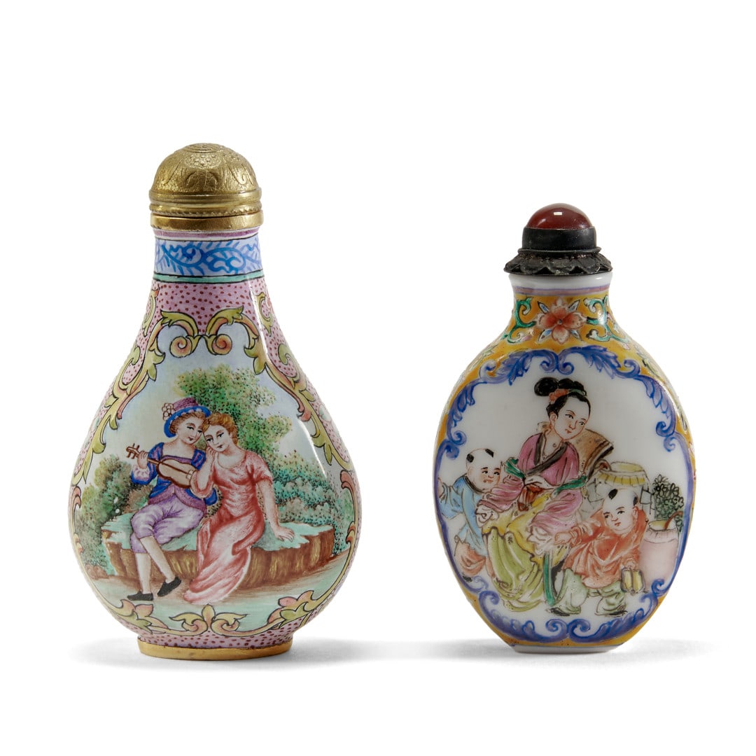 Two snuff bottles China, 20th century (1 of 1)