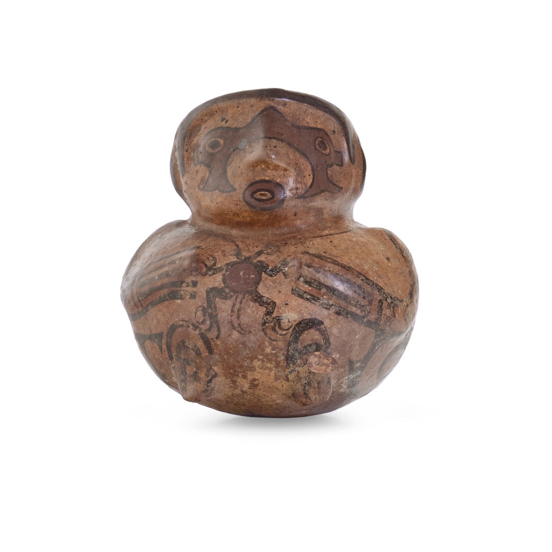 Anthropomorphic jar Panama, Clocé culture, 700-1100 d.C.: Painted earthenware, the face with a mask, a frog on the chest. 6.5 x 5.7 x 5.5 in. Bibliografia/Literature Zanetti G. (a cura di), Prima dell’America. 4000 anni di arte precolombiana, catalogo