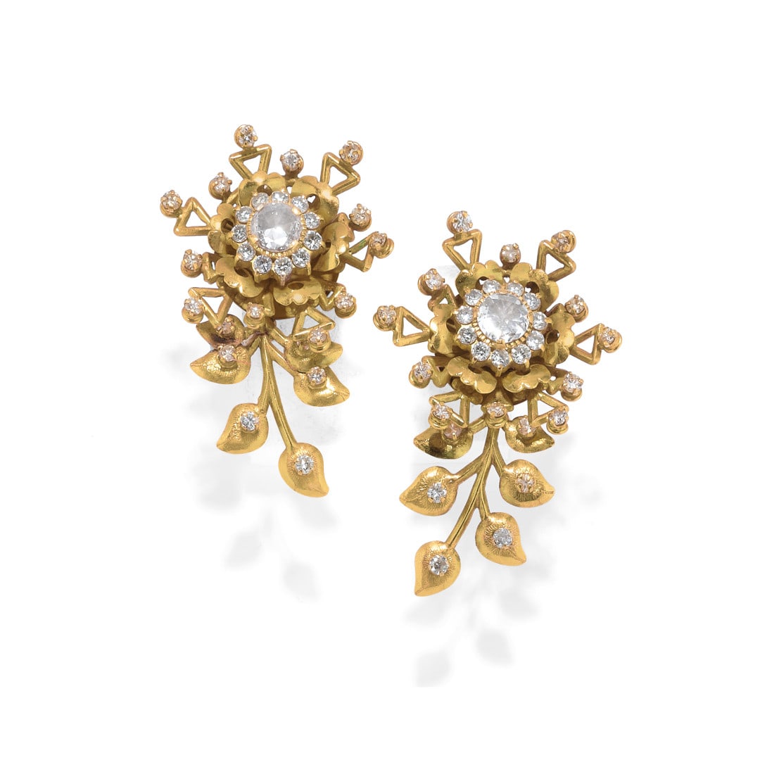 PAIO DI ORECCHINI IN DIAMANTI - PAIR OF DIAMOND EARRINGS (1 of 2)