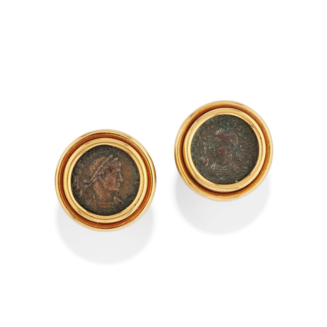 PAIO DI ORECCHINI CON MONETA, BULGARI - PAIR OF EARRINGS WITH COIN, BULGARI (1 of 2)