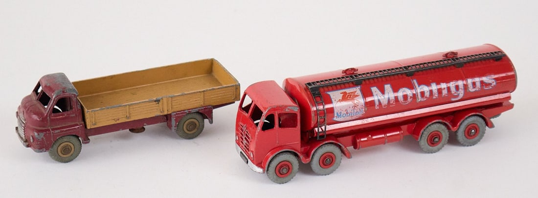 DINKY TOYS Foden Mobilgas #941 e Big Bedford #522 Anni '50 - DINKY TOYS Foden Mobilgas #941 and: scala 1:43 Ottime condizioni. (2) - 1:43 scale Excellent condition. (2)