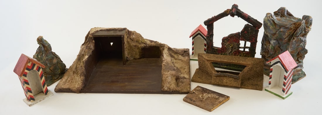 HAUSSER - MADE IN GERMANY Fortificazioni e garitte Anni '30 - HAUSSER - MADE IN GERMANY Set of (1 of 1)