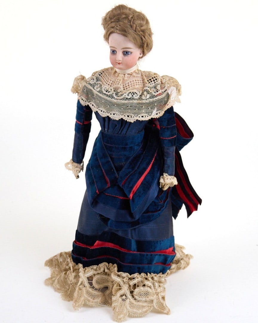 FRANCOIS GAULTIER Piccola bambola di moda ca. 1890 - FRANCOIS GAULTIER Small Fashion Doll ca. (1 of 3)