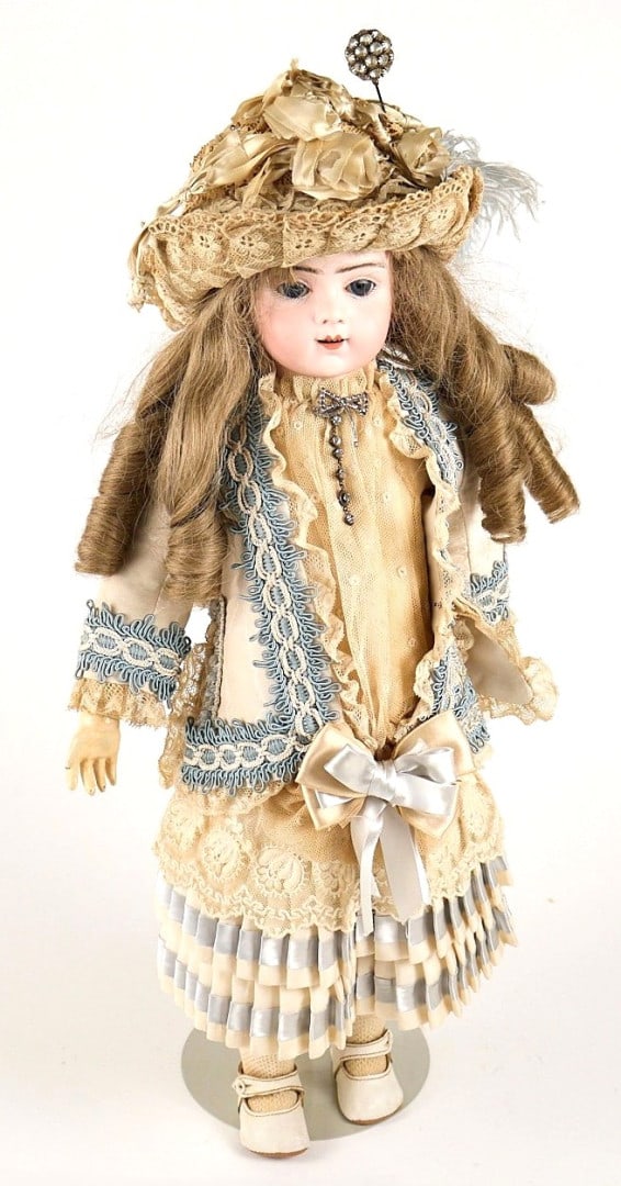 BRU JNE Bambola francese 1890 - BRU JNE French Doll 1890 (1 of 3)