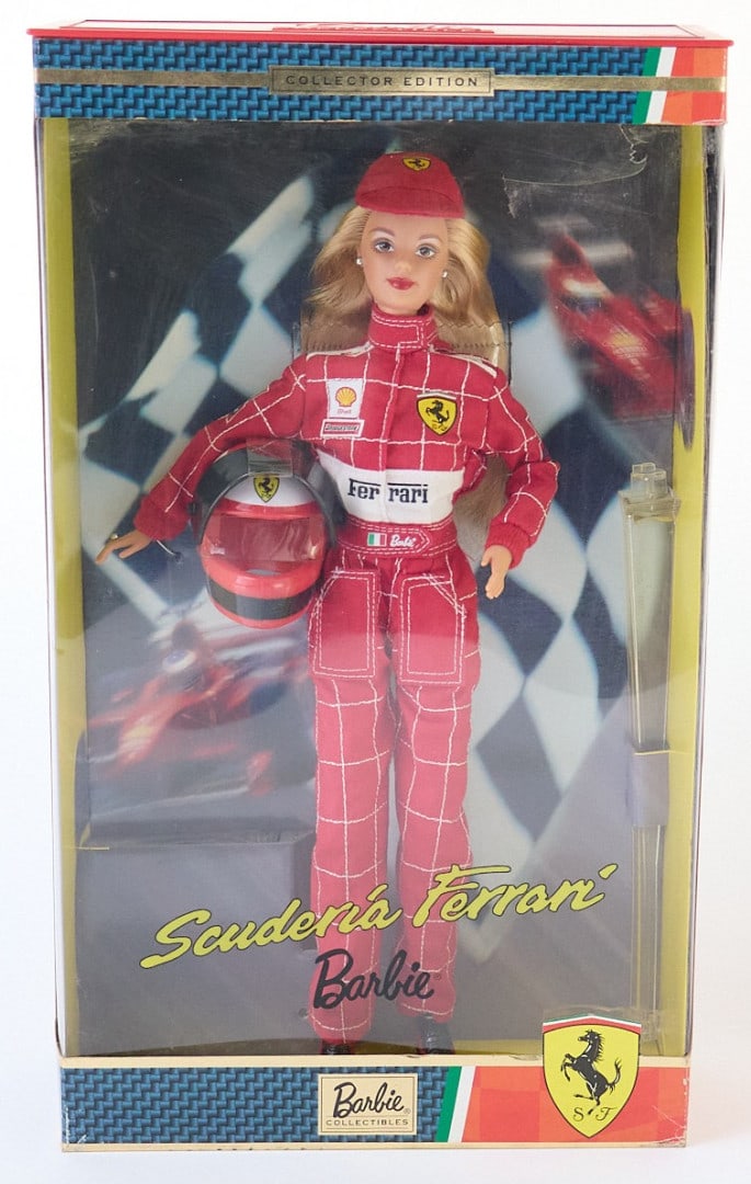 MATTEL Barbie "Scuderia Ferrari" #25636 2000 - MATTEL Barbie "Scuderia Ferrari" #25636 2000 (1 of 2)