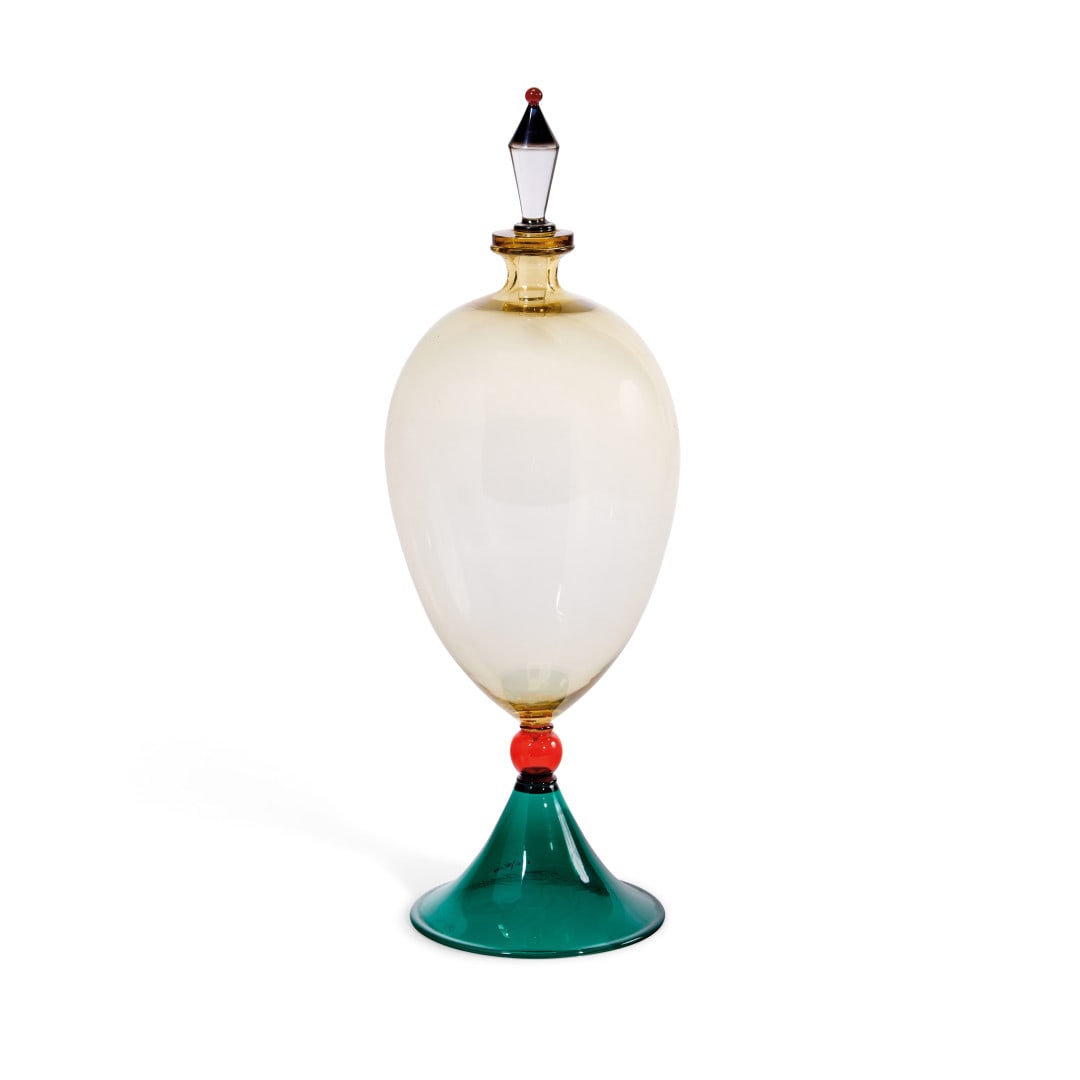 YOICHI OHIRA 1946 Bottiglia ad incalmo per De Majo 1993 - YOICHI OHIRA 1946 Incalmo glass bottle: Vetro soffiato. Firmata e datata. 39,00 x 12,00 x 12,00 cm - Blown glass. Signed and dated. 15.35 x 4.72 x 4.72 in.