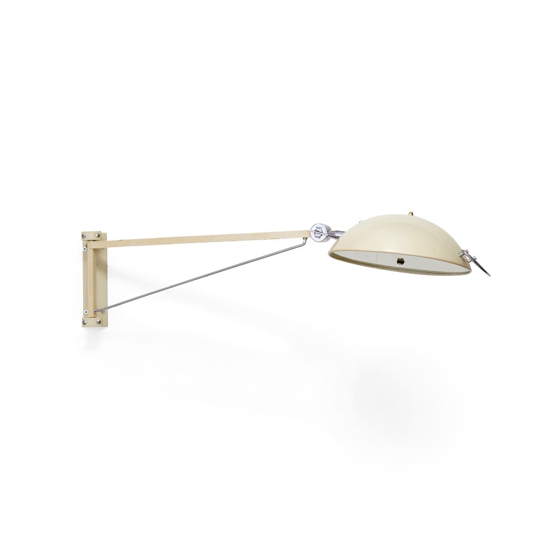 STILNOVO Lampada da parete ‘2130’ anni ‘60 - STILNOVO Wall lamp ‘2130’ 1960s: Metallo verniciato, vetro. 25,00 x 30,00 x 95,00 cm - Painted metal, glass. 9.84 x 11.81 x 37.40 in.