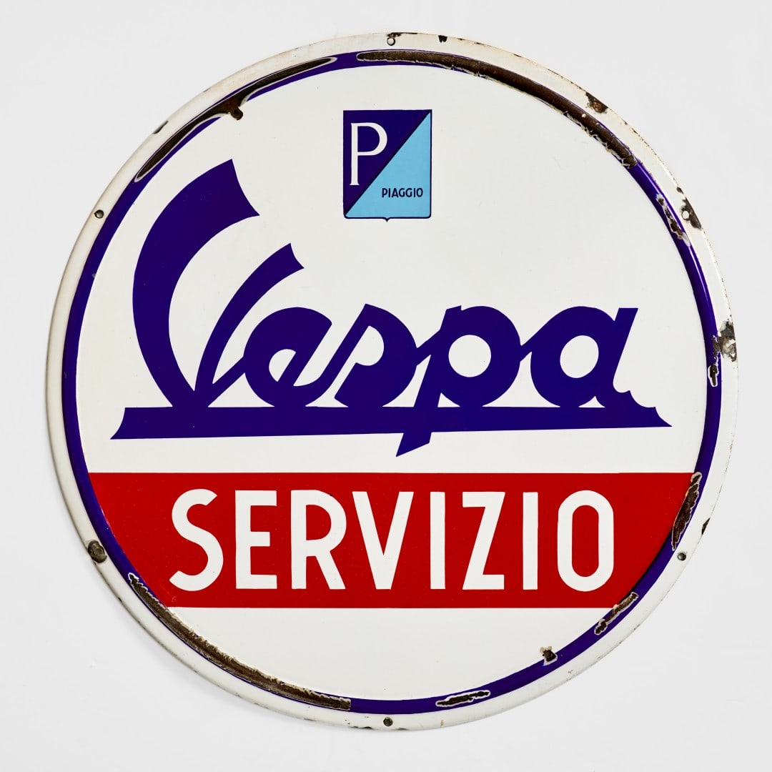 VESPA SERVIZIO anni '60 - VESPA SERVIZIO 1960s: In latta smaltata. Buono stato. 78,00 cm - Enameled tin. Good condition. 30.71 in.