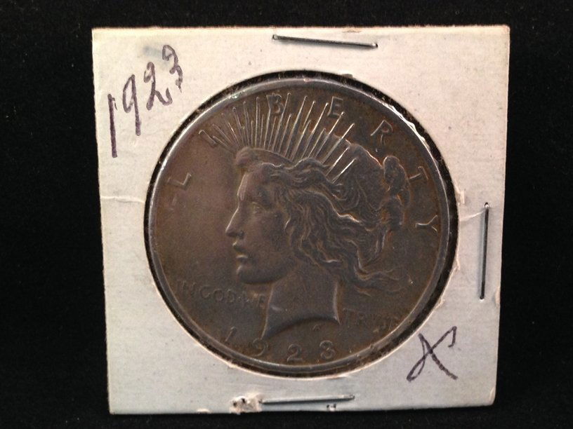 1923 U.S. Peace Dollar, 90% Silver Dollar.: See photos....Good Luck!