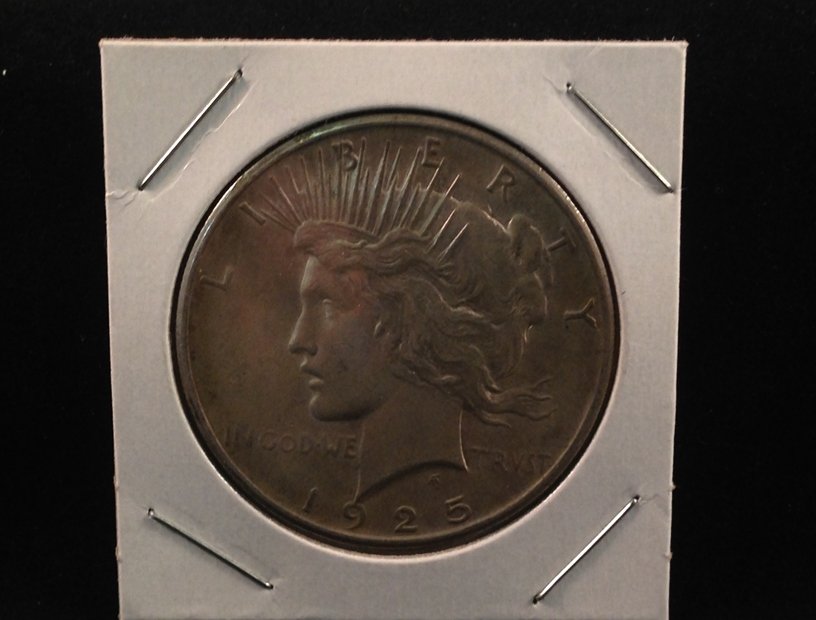 1925 Peace Silver Dollar Nice looking coin: Well struck and nicely preserved on the auction block for your bidding pleasure...see the pics and make your bids known...Good Luck!!!