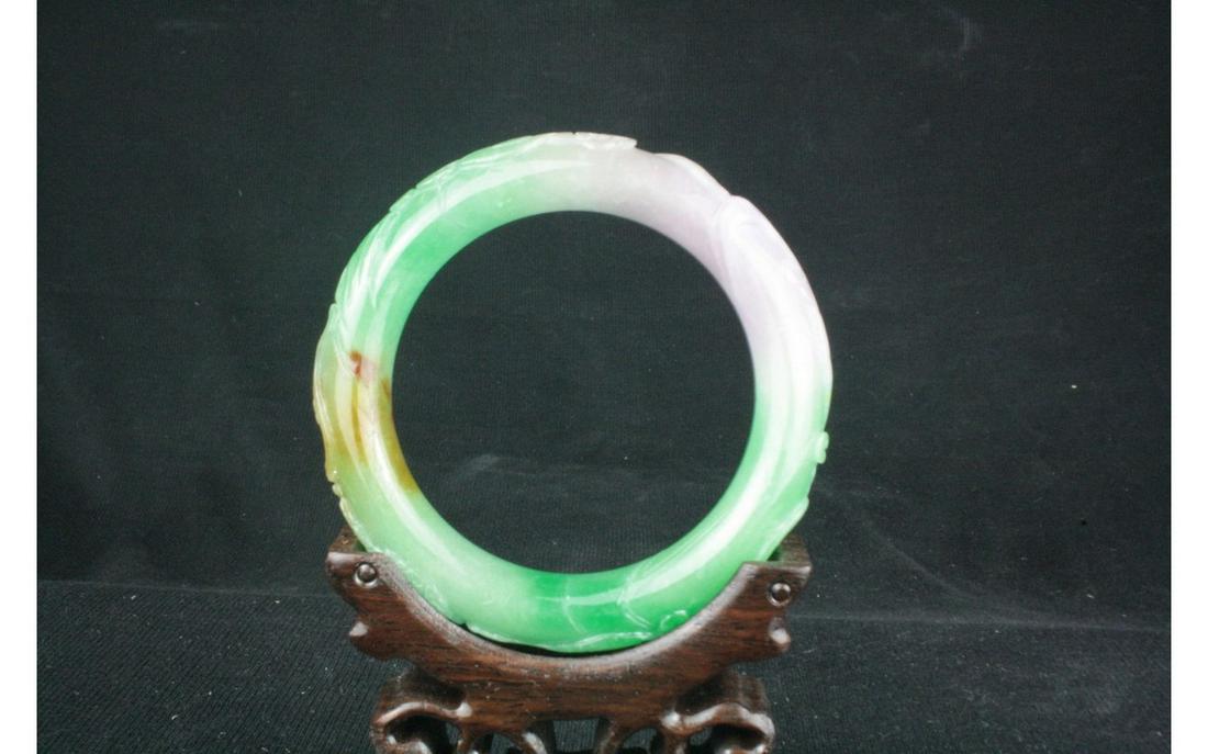 Chinese Jadeite Bangle (1 of 2)