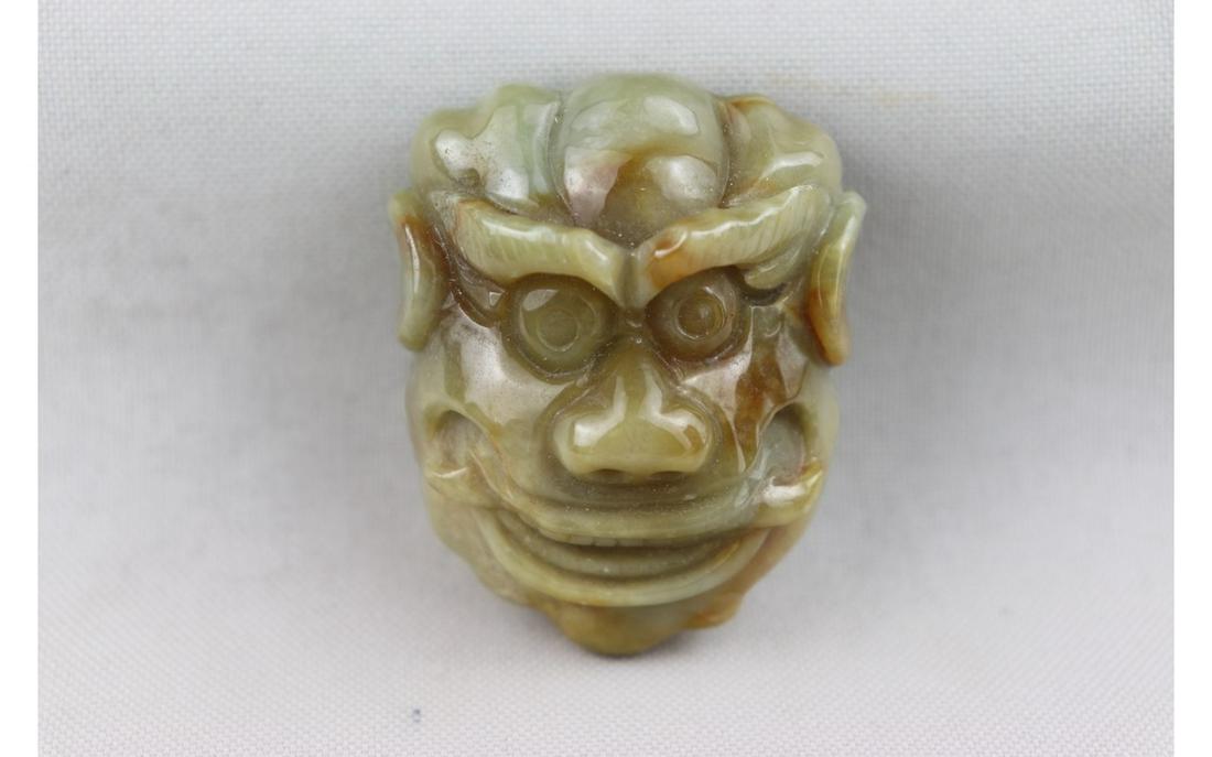 Chinese Ancient Jadeite Belt Buckle (1 of 2)