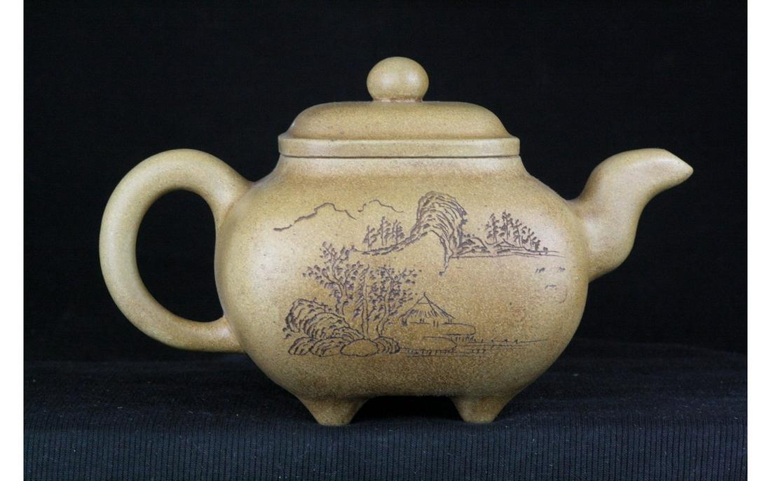 Chinese Zisha Teapot (1 of 5)