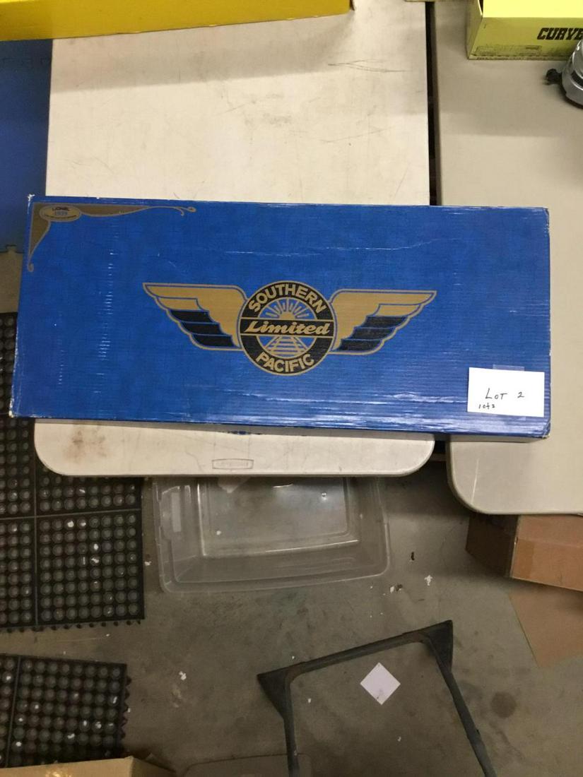 Lionel Train Collection Set Southern Pacific 8 (1 of 1)