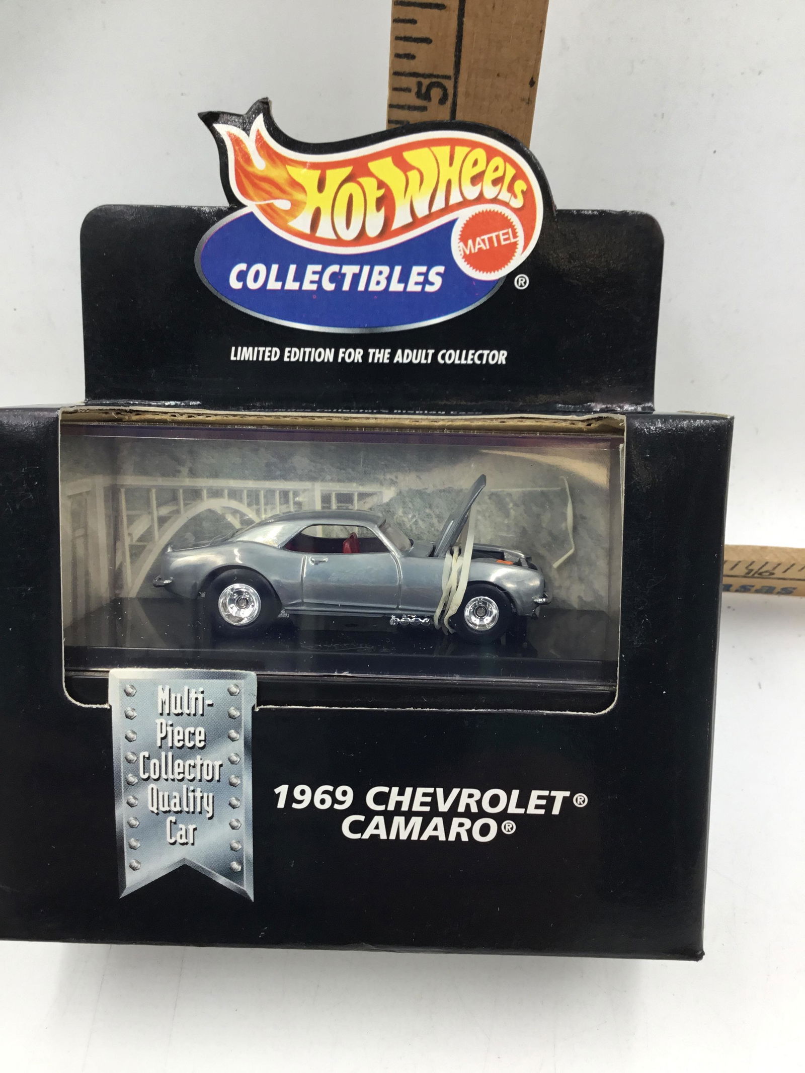 2000 Hot Wheels 1969 Chevy Camaro #24011 (1 of 3)