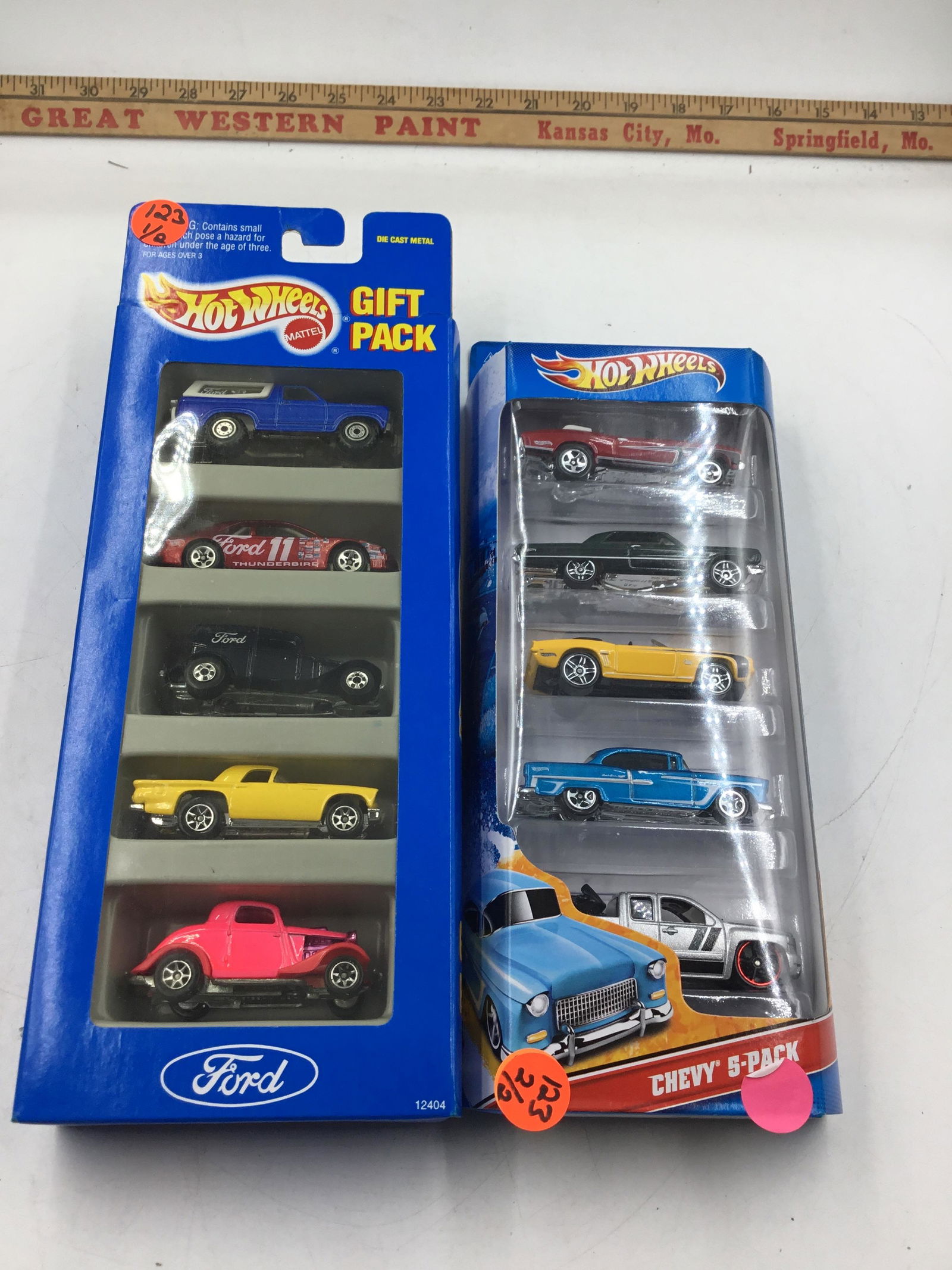 Hot Wheels #12404 Ford & #T8638 Chevy Sets (1 of 4)