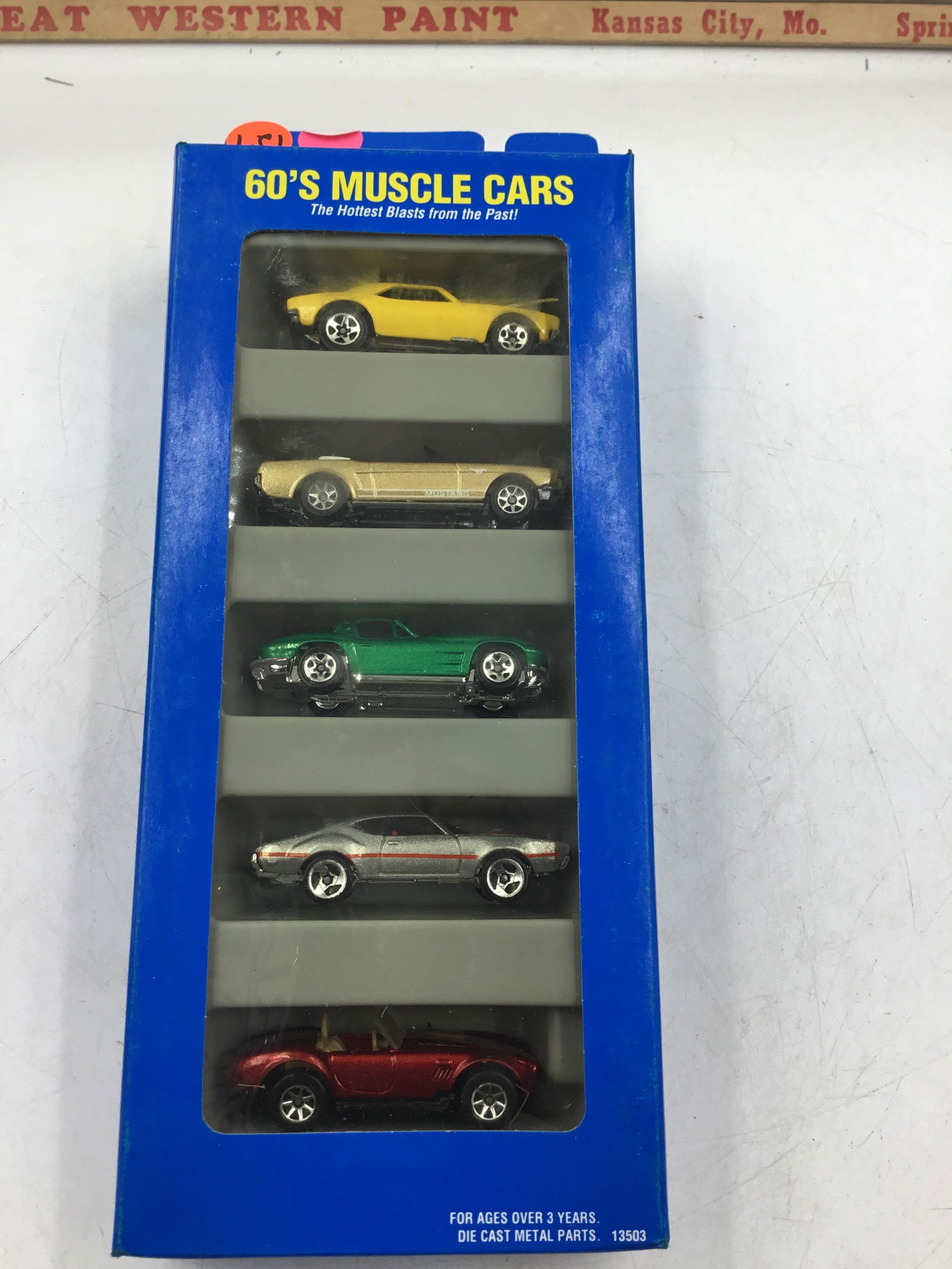 1996 Hot Wheels #13503 60’s Muscle Cars Set: 1996 Hot Wheels #13503 60’s Muscle Cars Set with a multitude of rare features variation it has a red HW logo on the Olds 442 rear window the yellow HW logo on the 67 Camaro rear window and has the 7