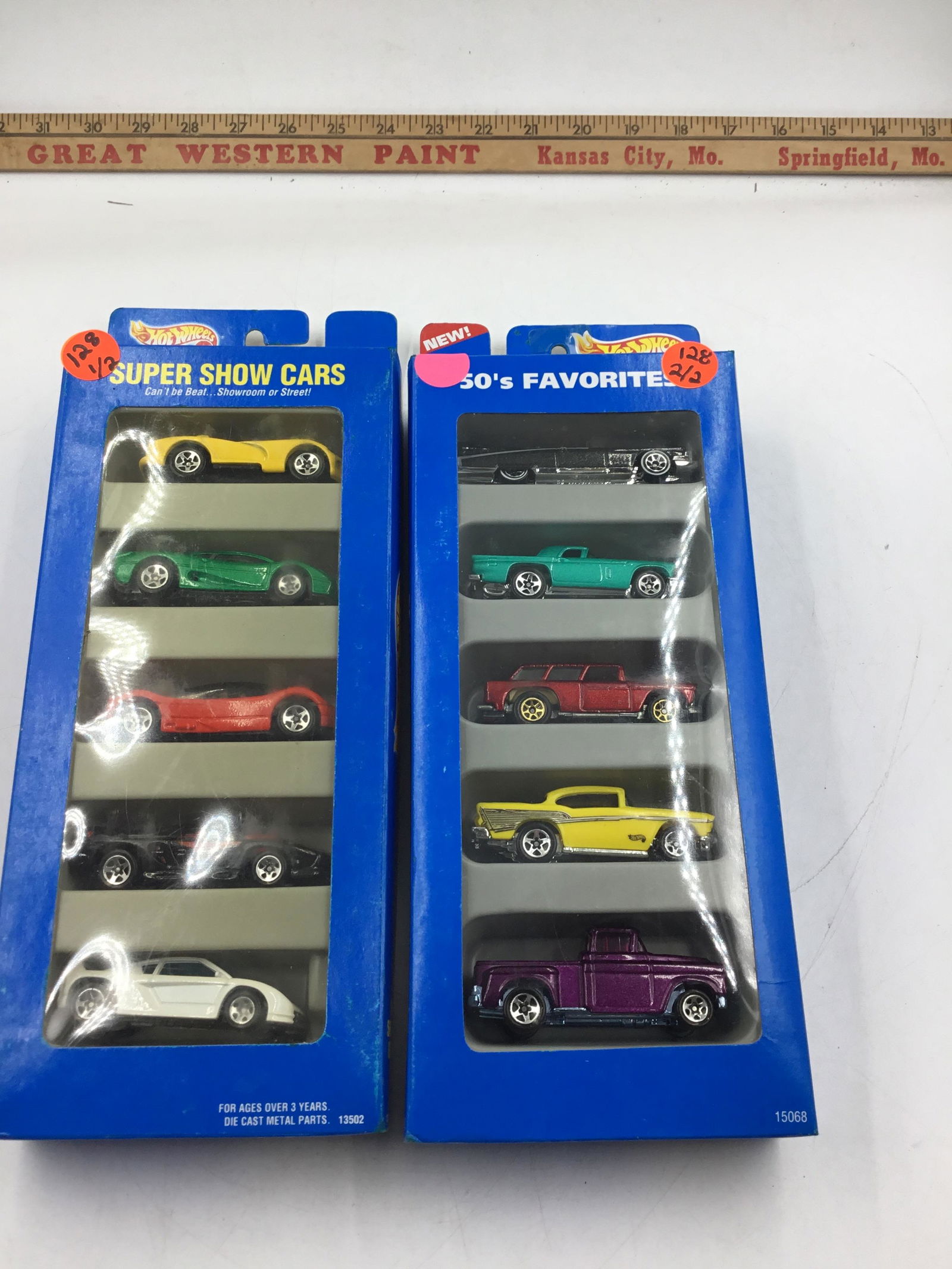 Two sets of the 1996 Hot Wheels Super Show Cars (1 of 7)