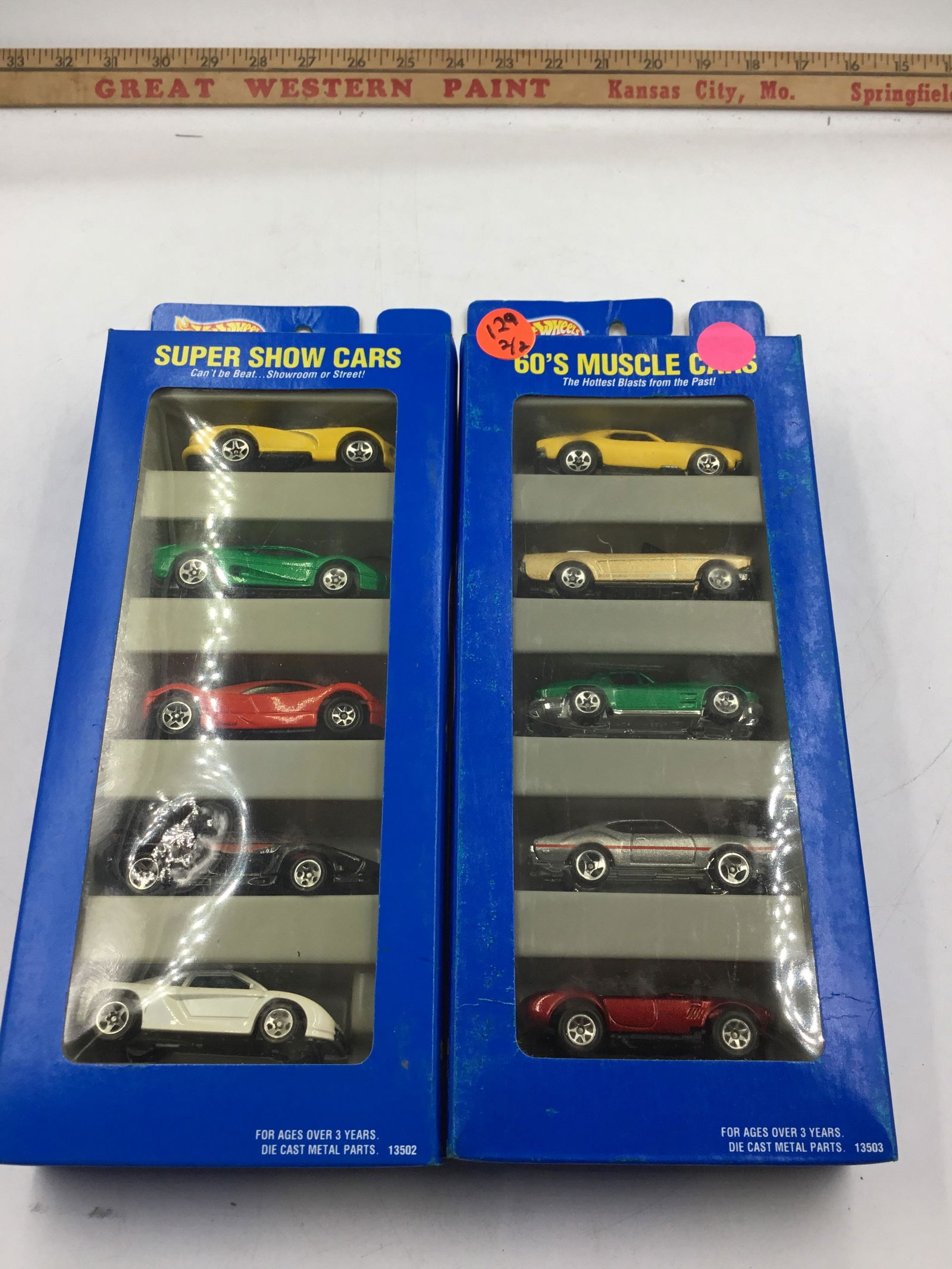 Two sets of the 1996 Hot Wheels Super Show Cars (1 of 5)