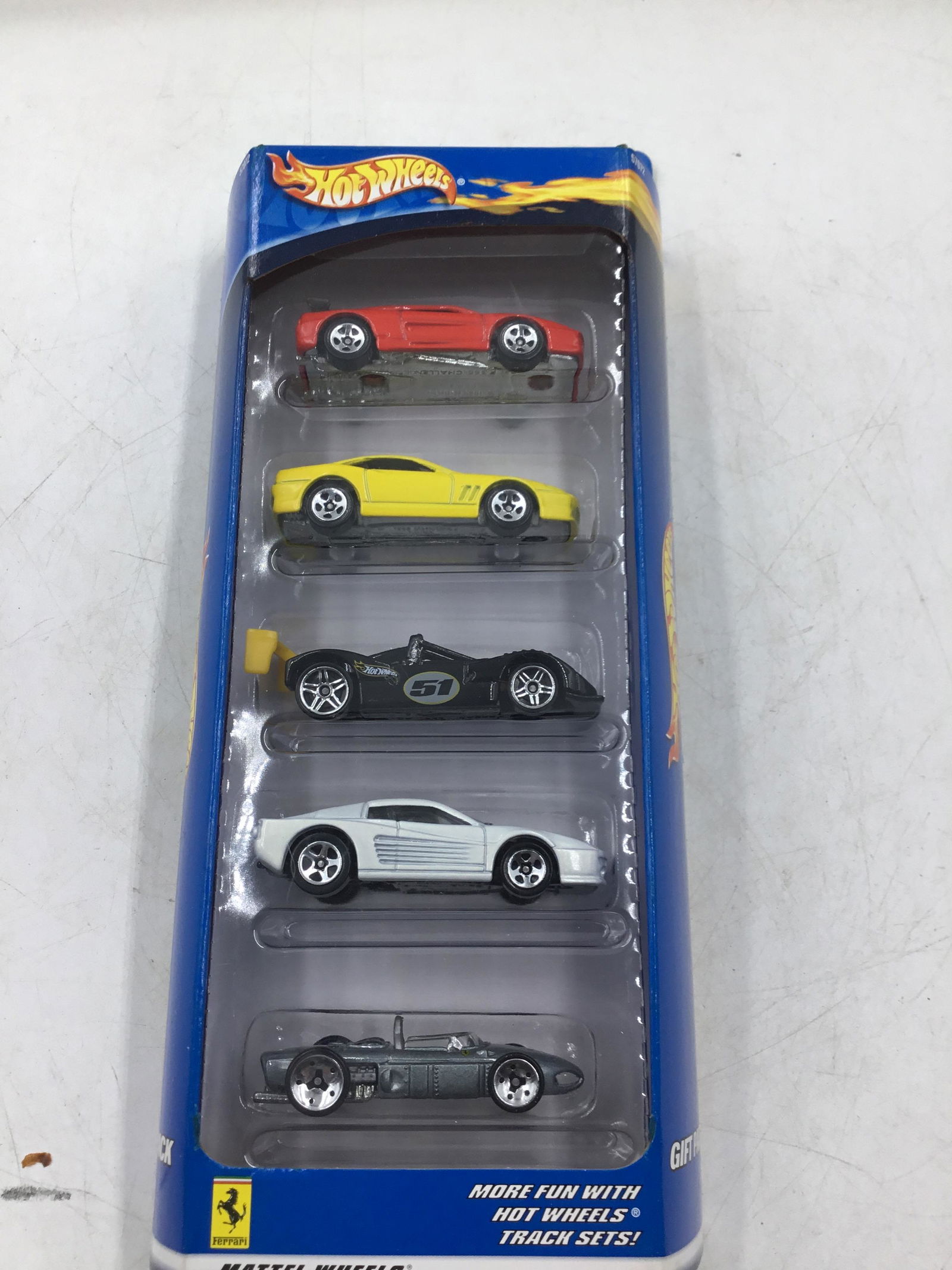 2003 Hot Wheels #57072 Ferrari Style Gift Pack (1 of 3)