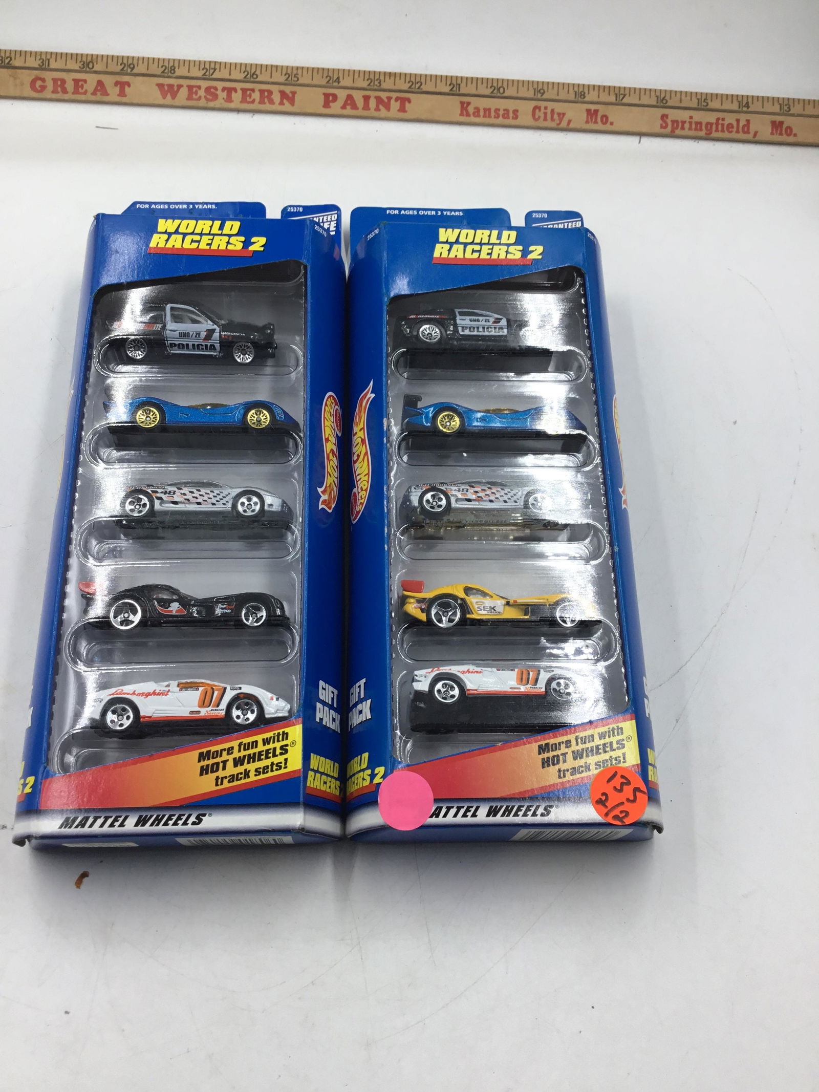 Hot Wheels #25370 World Racers 2 (2 variations) (1 of 7)