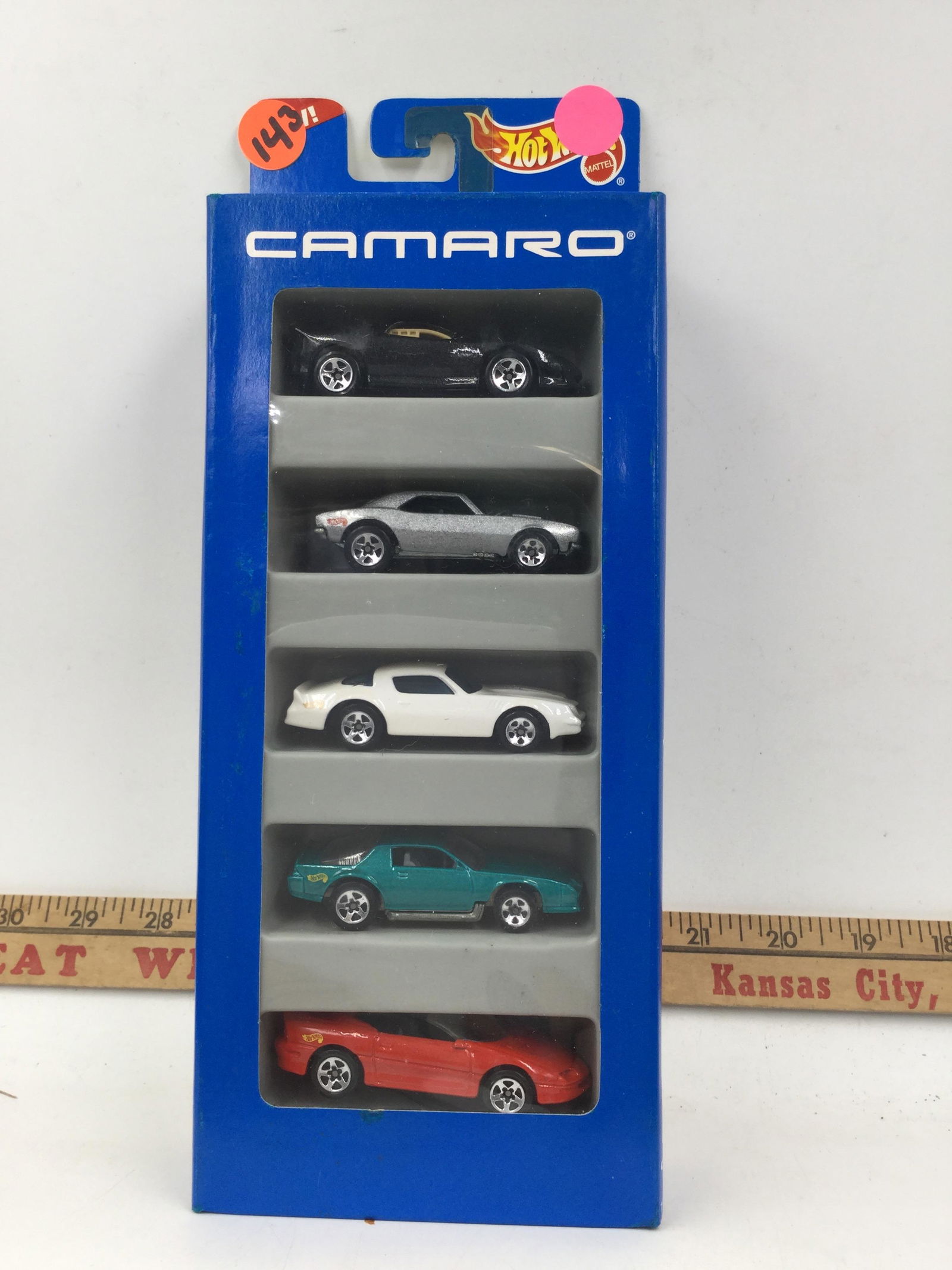 1996 Hot Wheels #15071 Camaro X5 pack: 1996 Hot Wheels #15071 Camaro X5 pack set Of one that contains Bob Camaro in the hot wheels five car get that include MTLLLK silver 67 Camaro and a very hard to find all five spoke variation gift pack