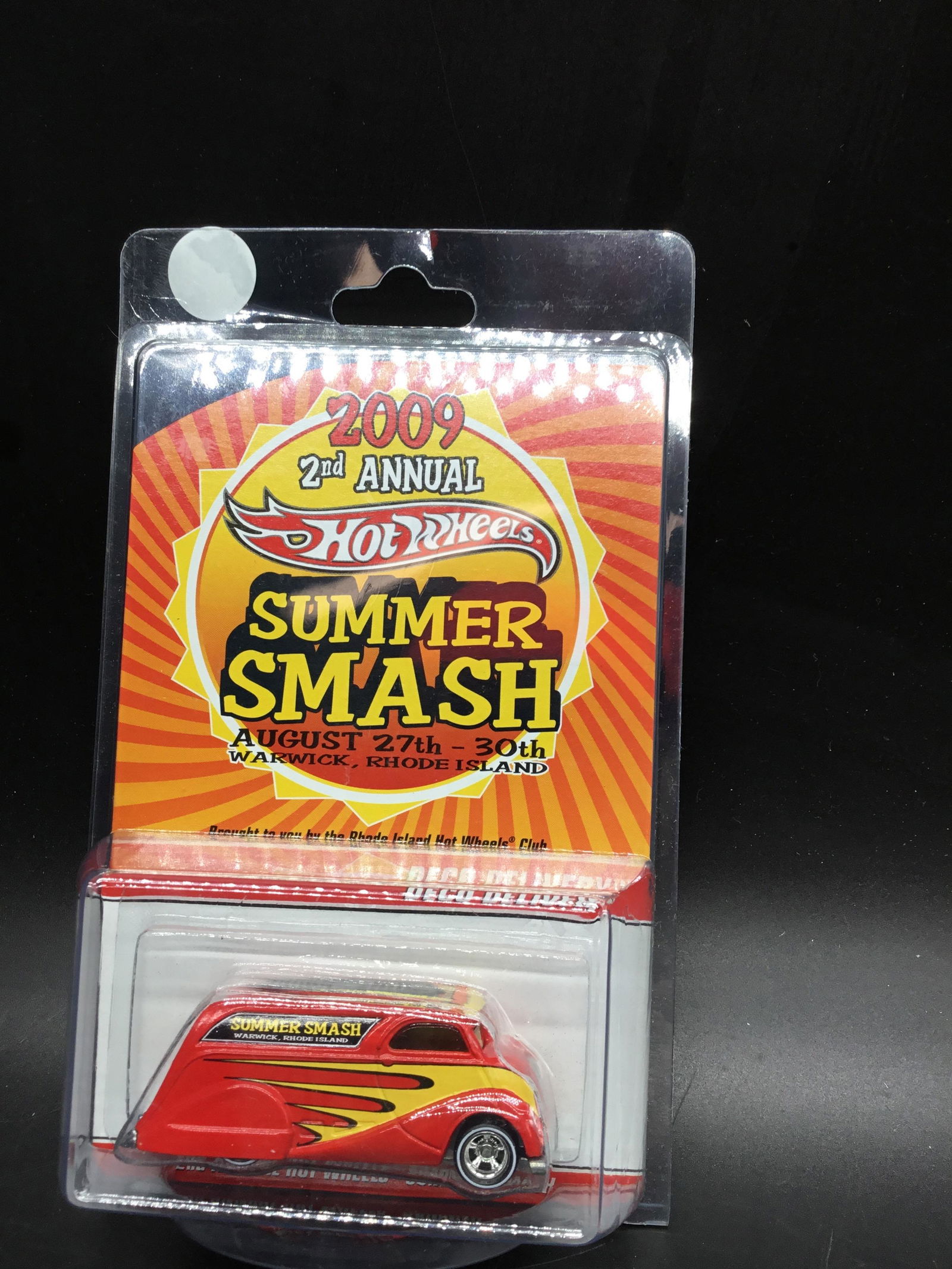 #R5518 Red Line Club 2009 Hot Wheels Deco Delivery: #R5518 Red Line Club 2009 Hot Wheels Deco Delivery. Second annual summer smash #1369/4000