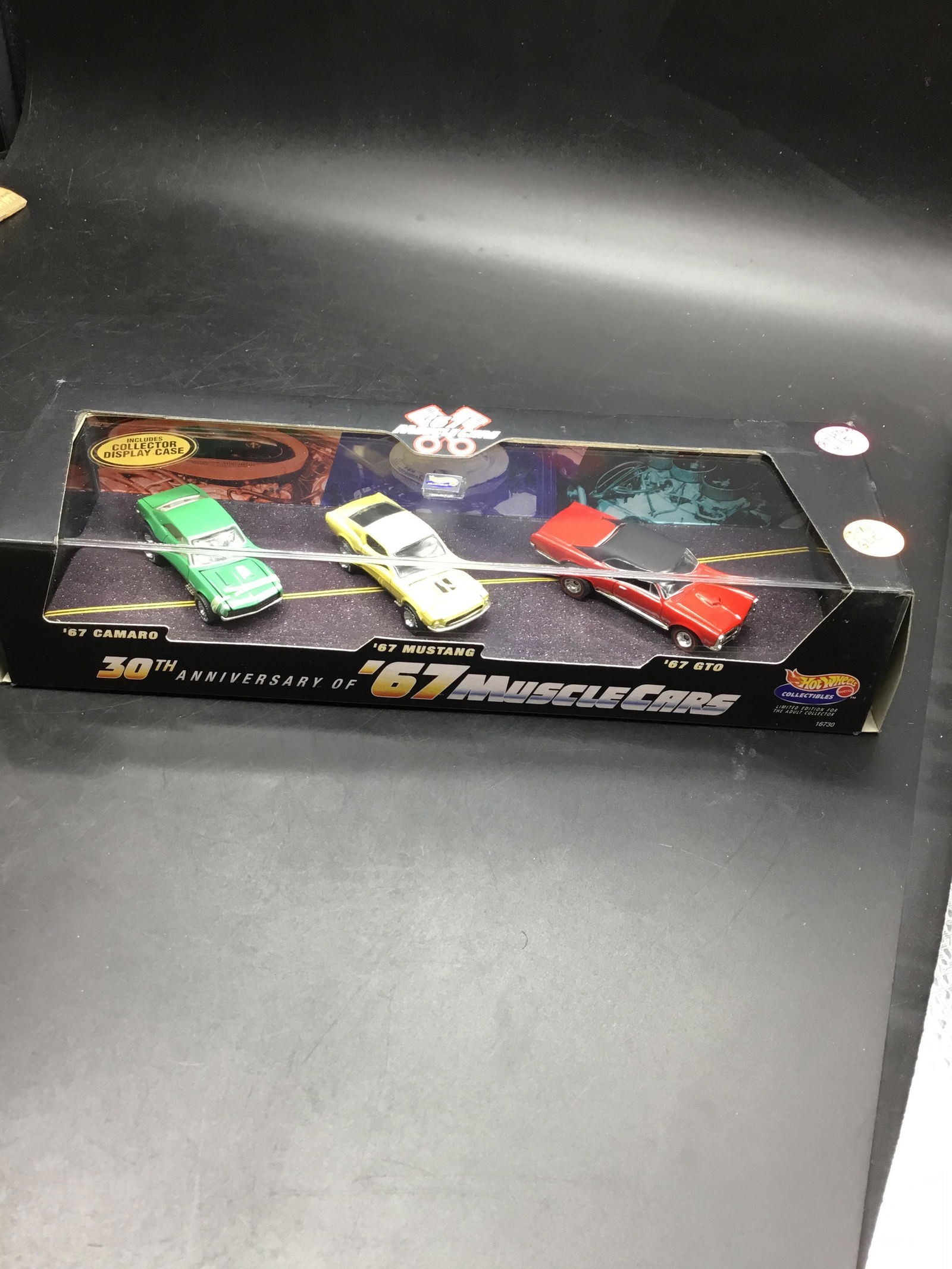 16730 Hot Wheels 30th Anniversary of 67 Muscle (1 of 3)