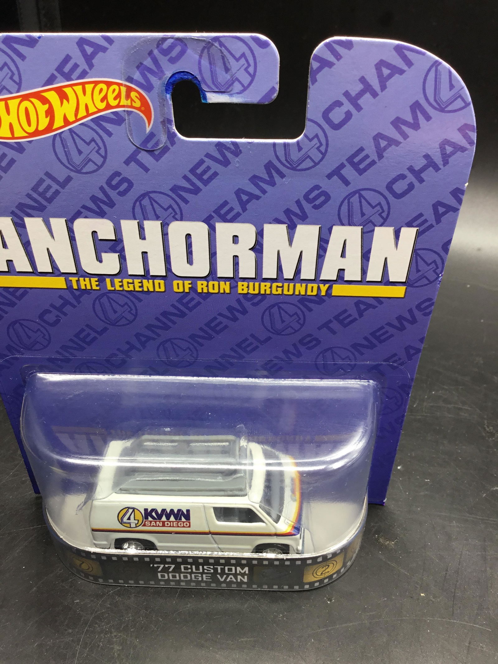 #BDT98 Hot Wheels 2013 Ron Burgundy Anchor Man: Retro entertainment from 2013 bring us anchorman The legend of Ron Burgundy with Will Ferrell it is 77 custom Dodge van real riders!