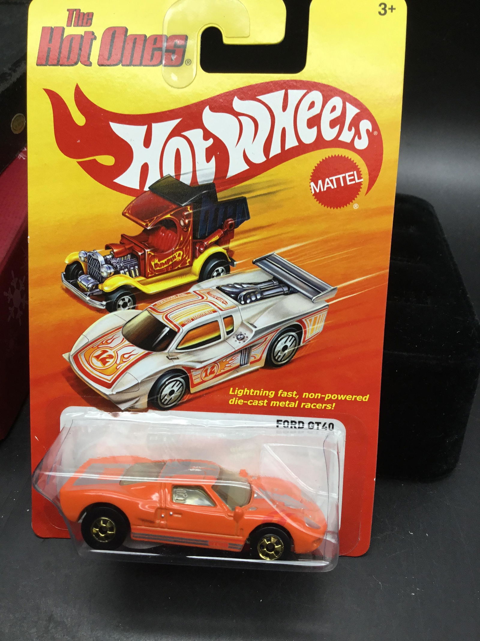 2012 Hot Wheels #W3798 Ford GT-40 (1 of 2)