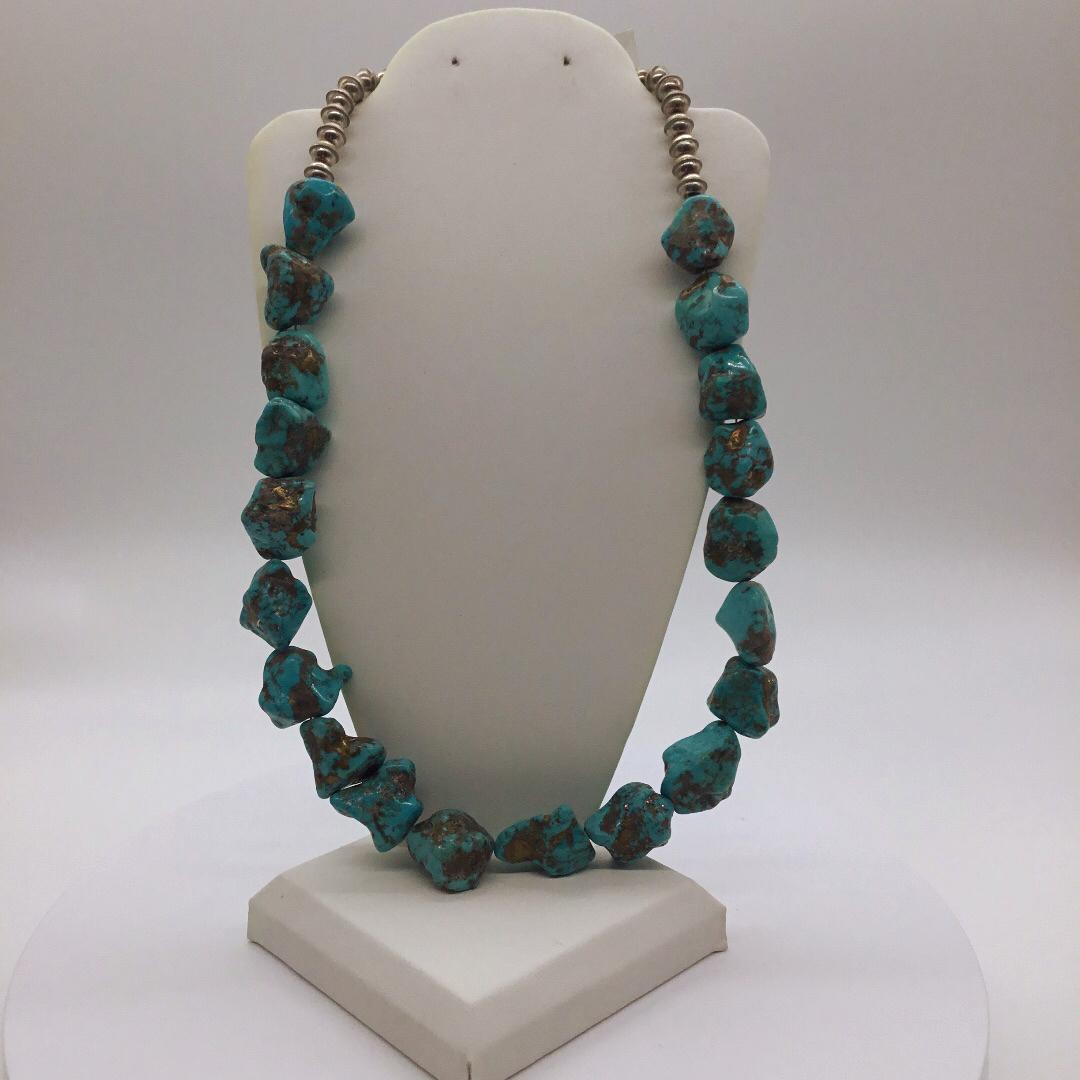Native American Old Pawn turquoise necklace (1 of 2)