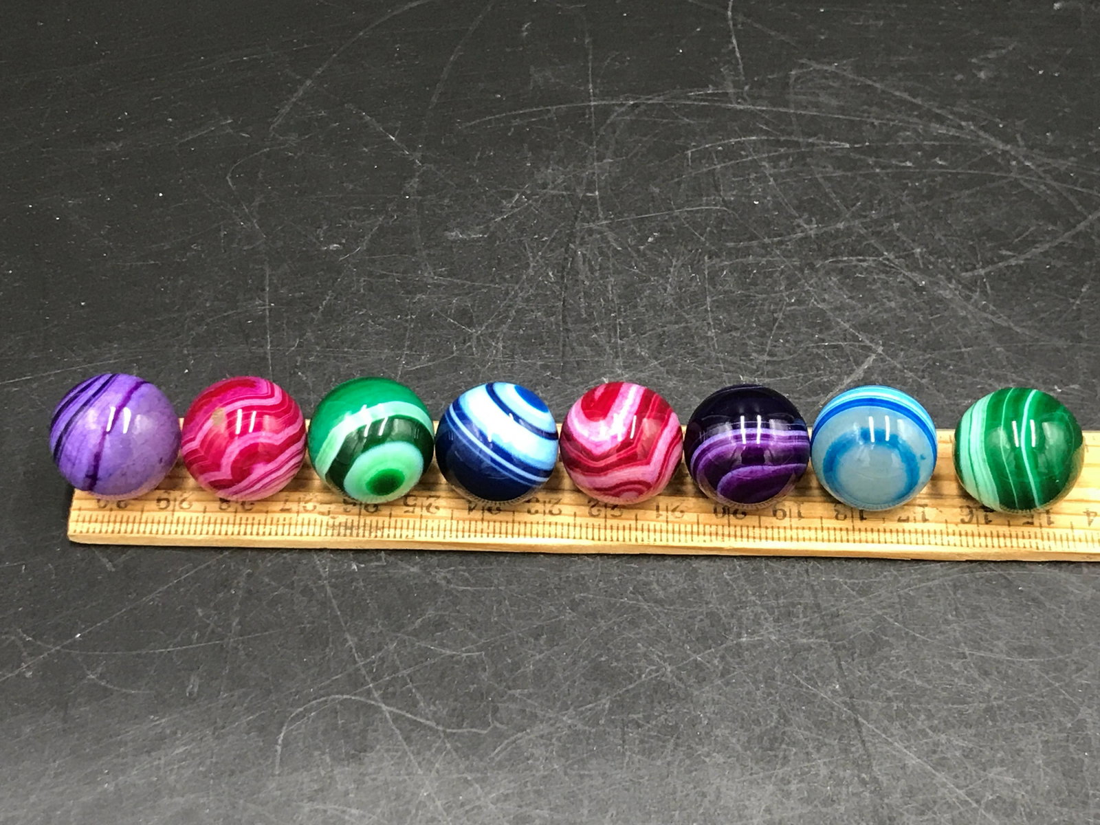 Agate, Rock, Crystal, Natural, Collectible, Sphere,: 8 mini-spheres (marbles) dyed agate. Brazil