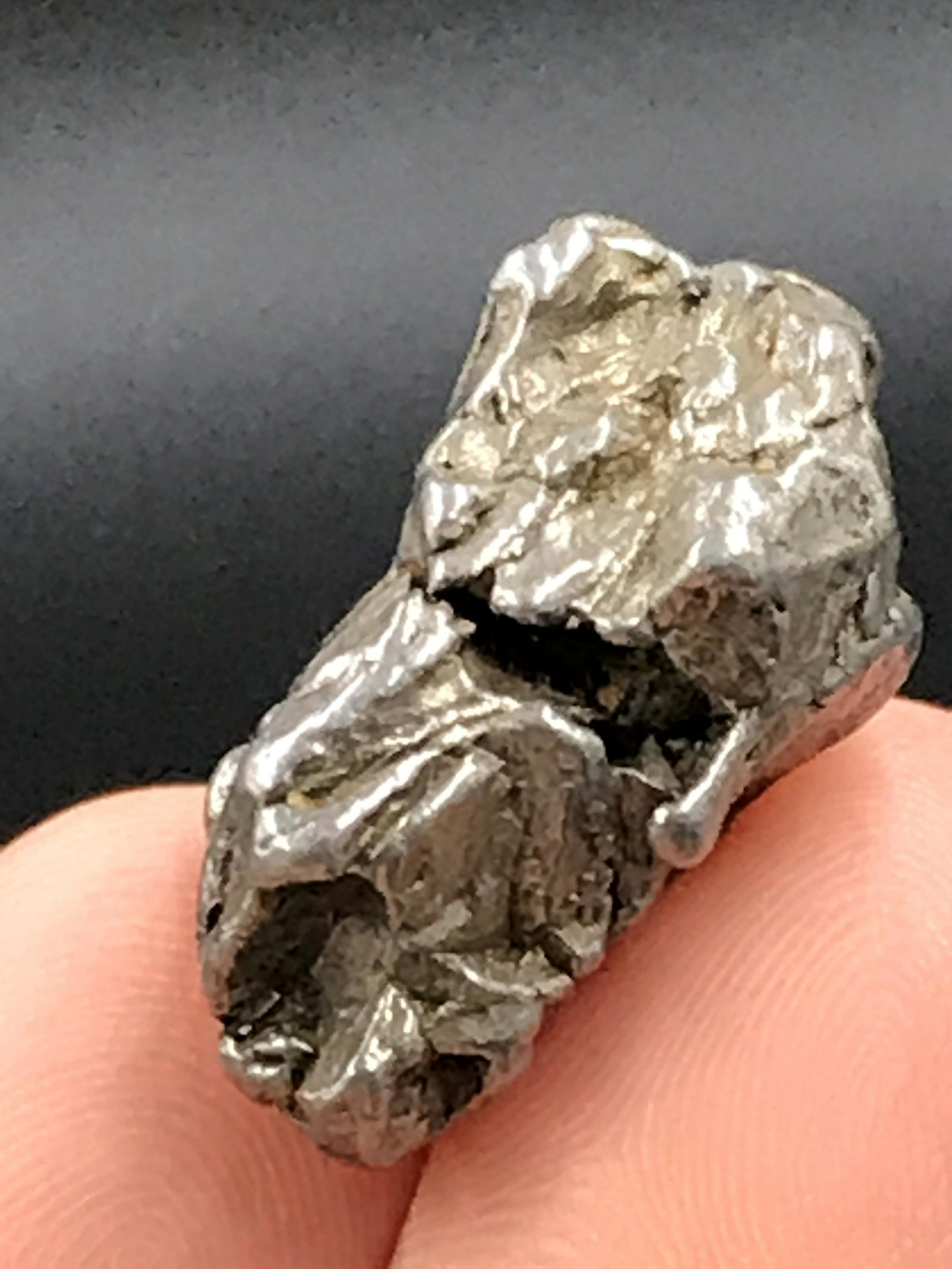 Meteorite, Rock, Crystal, Natural, Collectible,: 10.8 gram meteorite. Campo del Cielo fall, Argentina