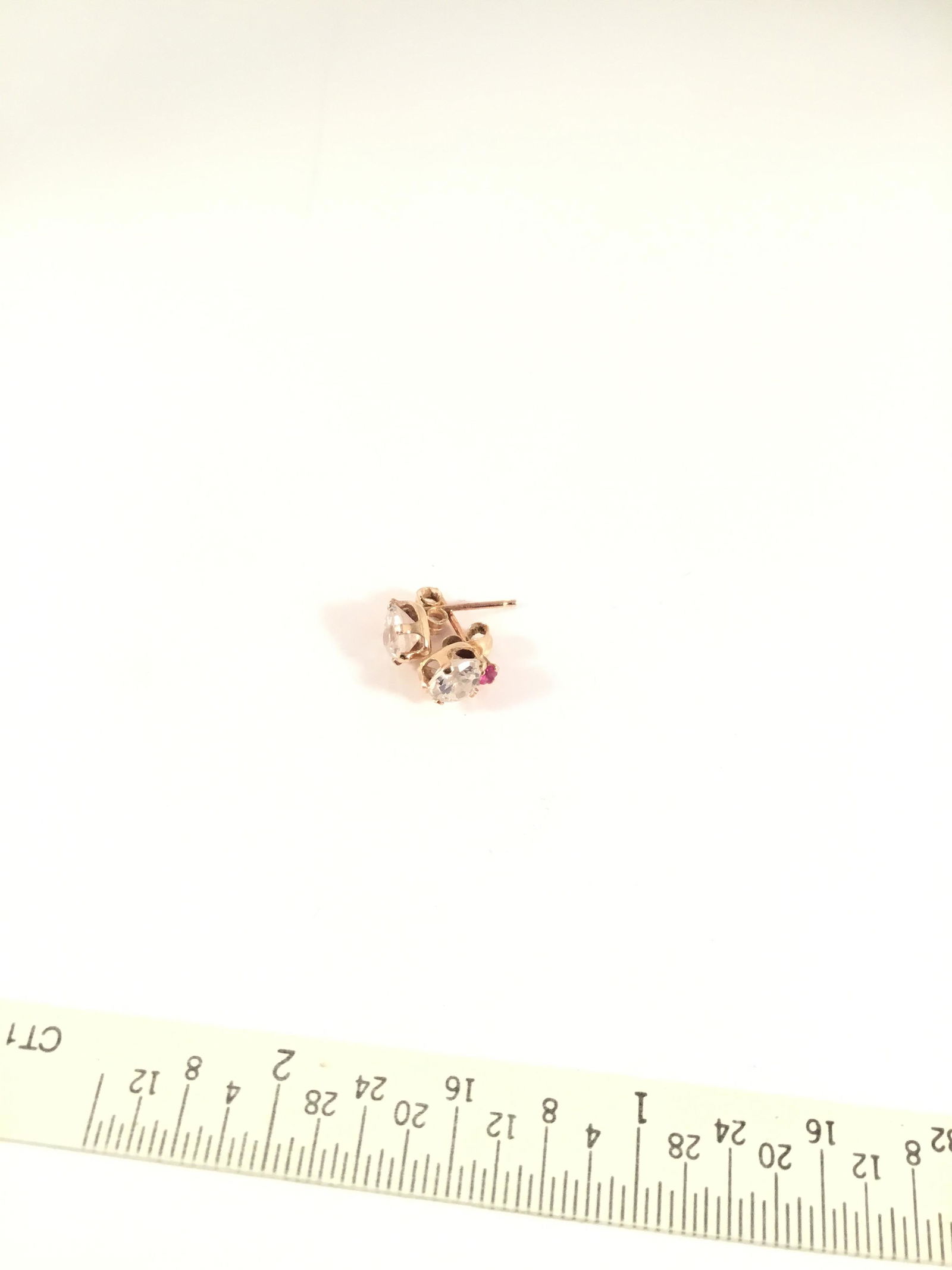10kt gold stud earrings with clear and pink stones (1 of 2)