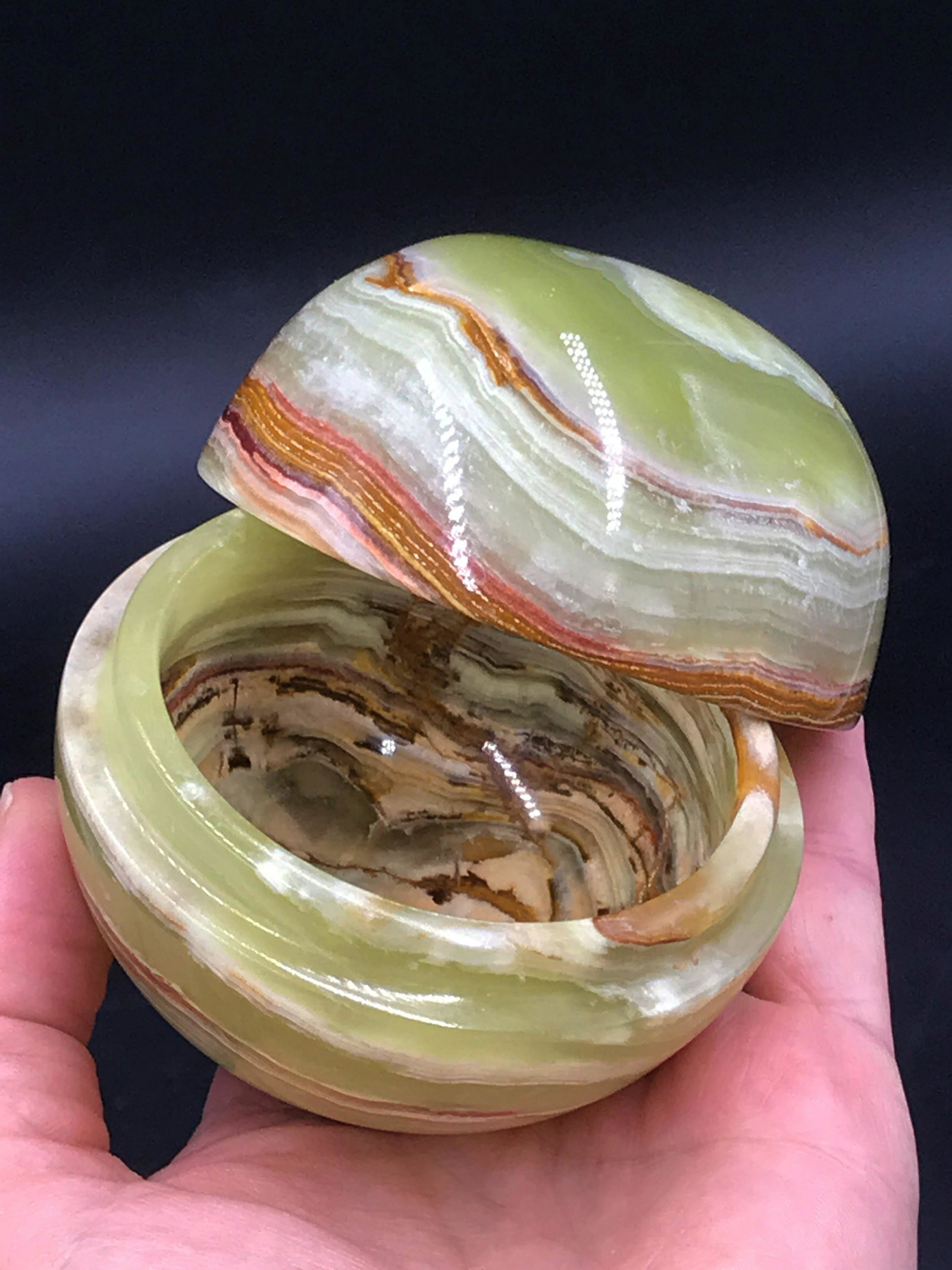 Onyx, Rock, Crystal, Natural, Decor, Collectible, Jar: Onyx (banded calcite) jar with domed lid. Pakistan