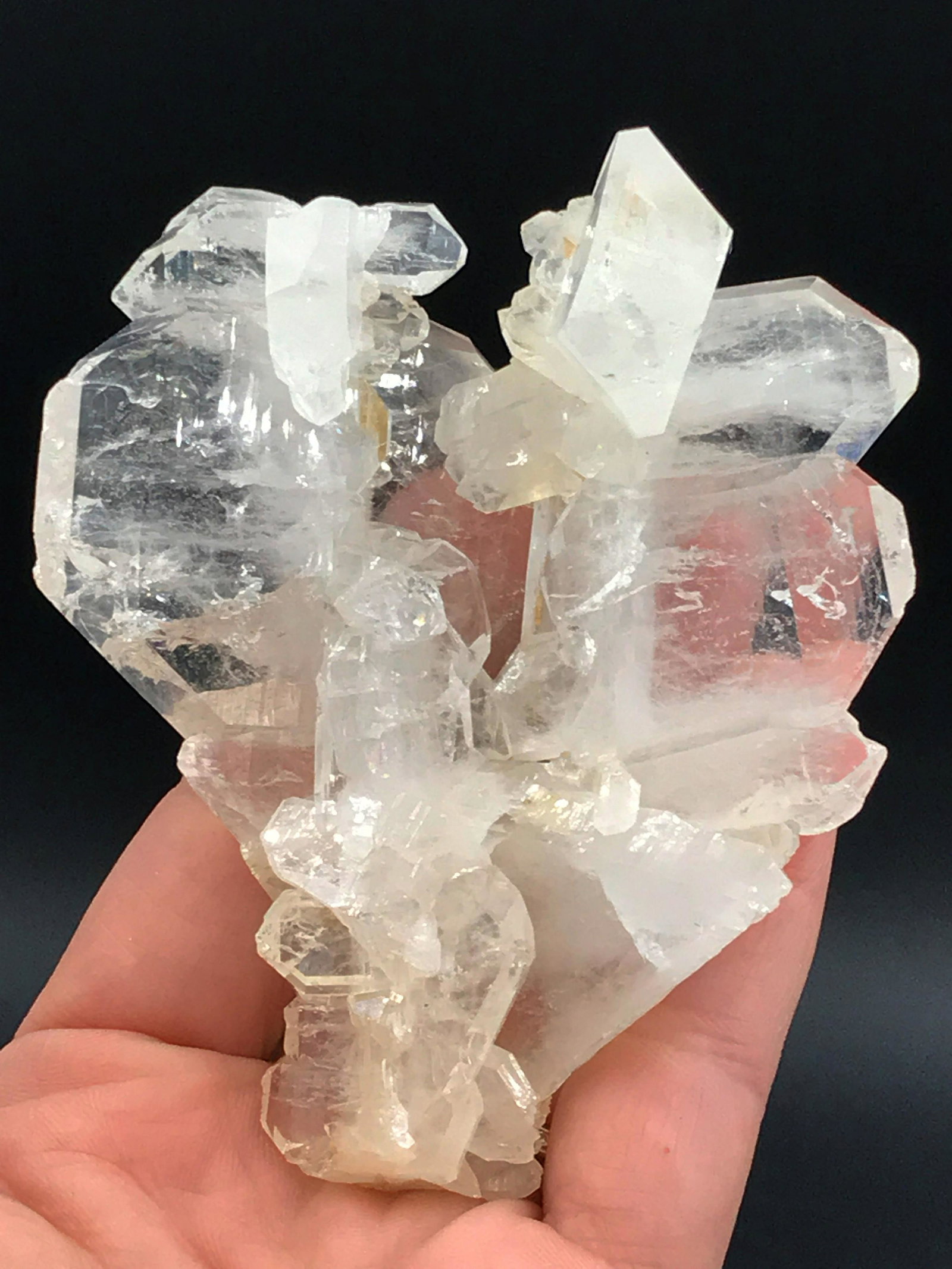 Quartz, Rock, Crystal, Natural, Collectible, Mineral,: A-grade quartz crystal. "Angel Wing" faden growth. Pakistan