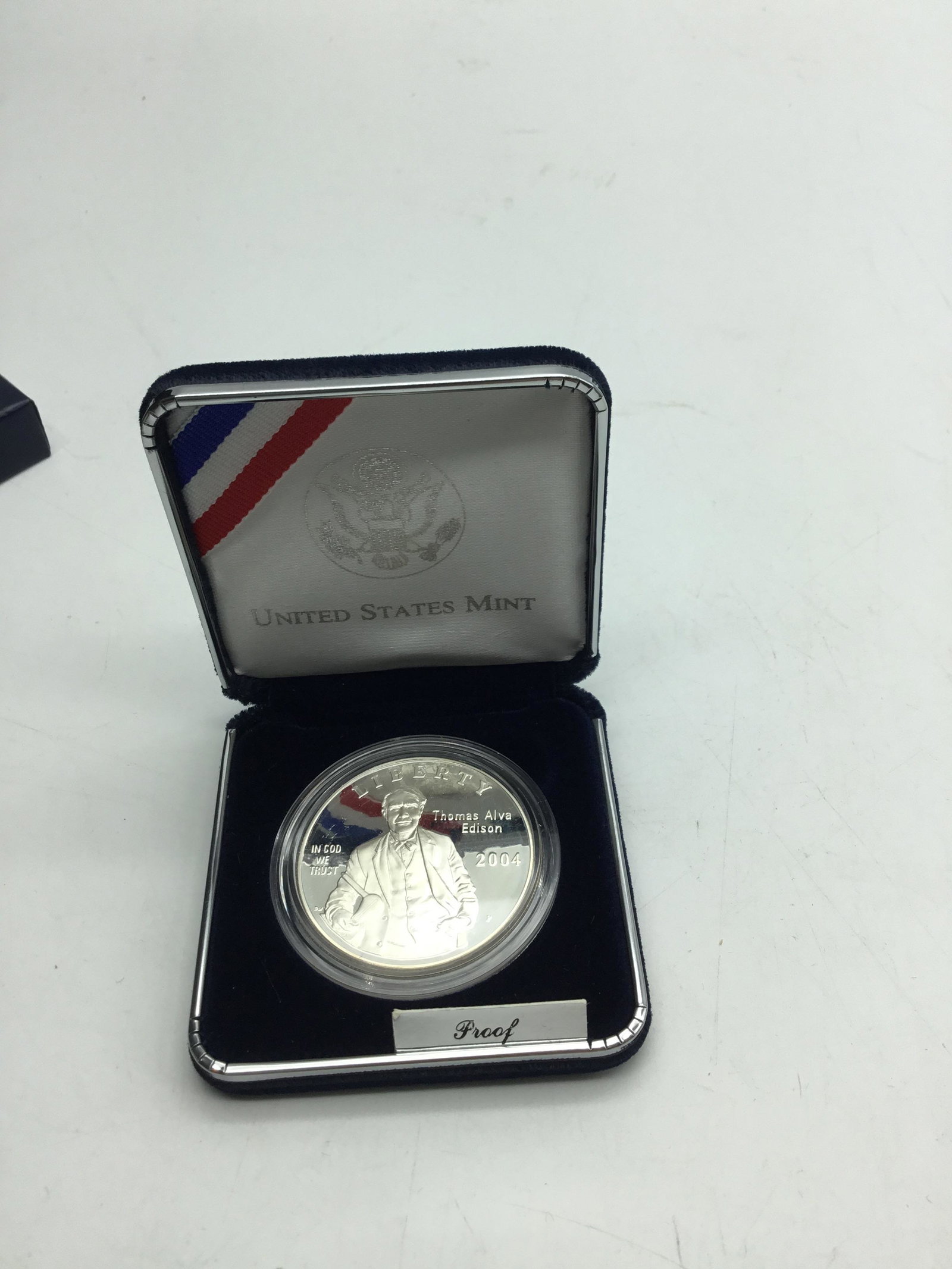 2004 Thomas nova Edison commemorative coin: 2004 Thomas nova Edison commemorative coin, 90% Silver, 1 ounce coin