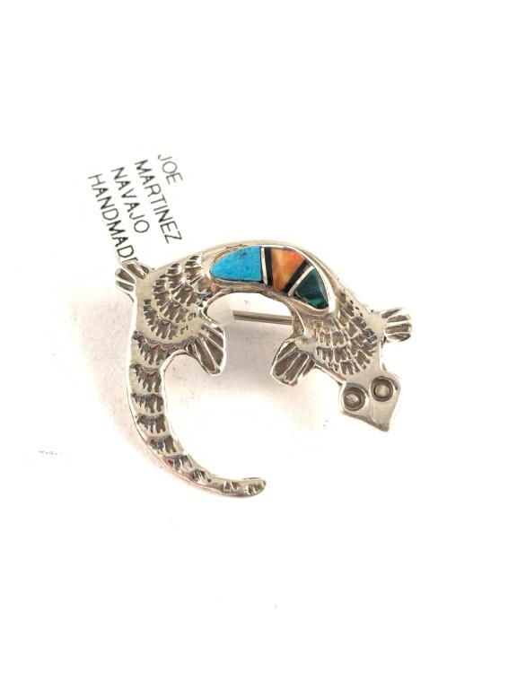 Multi stone lizard brooch (1 of 3)