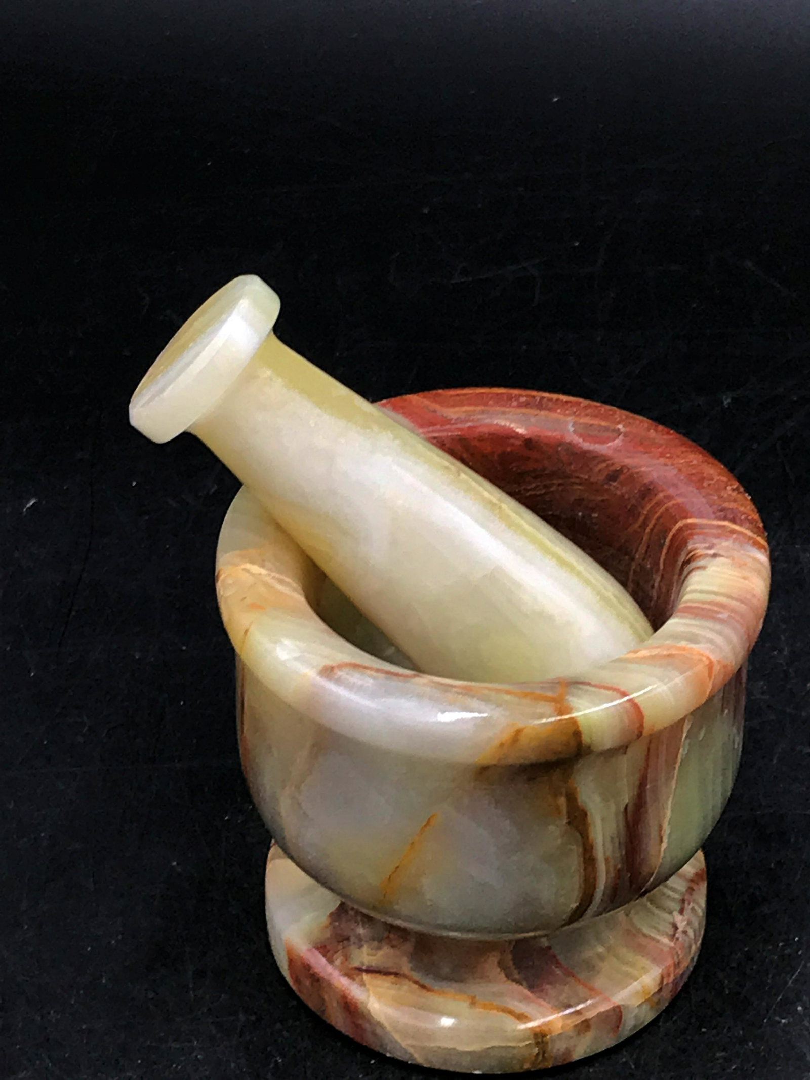 Rock, Crystal, Natural, Decor, Collectible,: Onyx (banded calcite) mortar and pestle. Pakistan